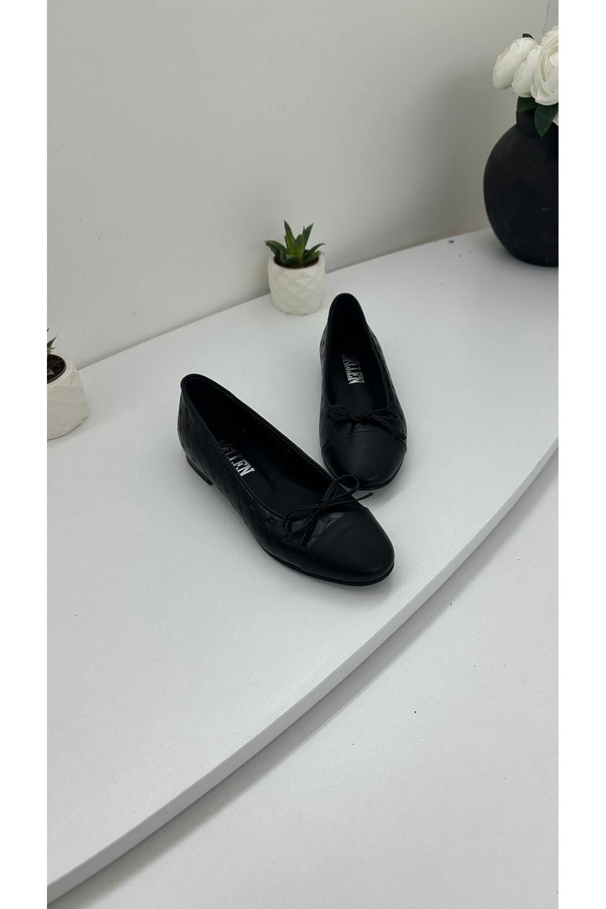 VİVENS MODA Hakiki Deri Ortopedik Babet | Siyah Fiyonklu