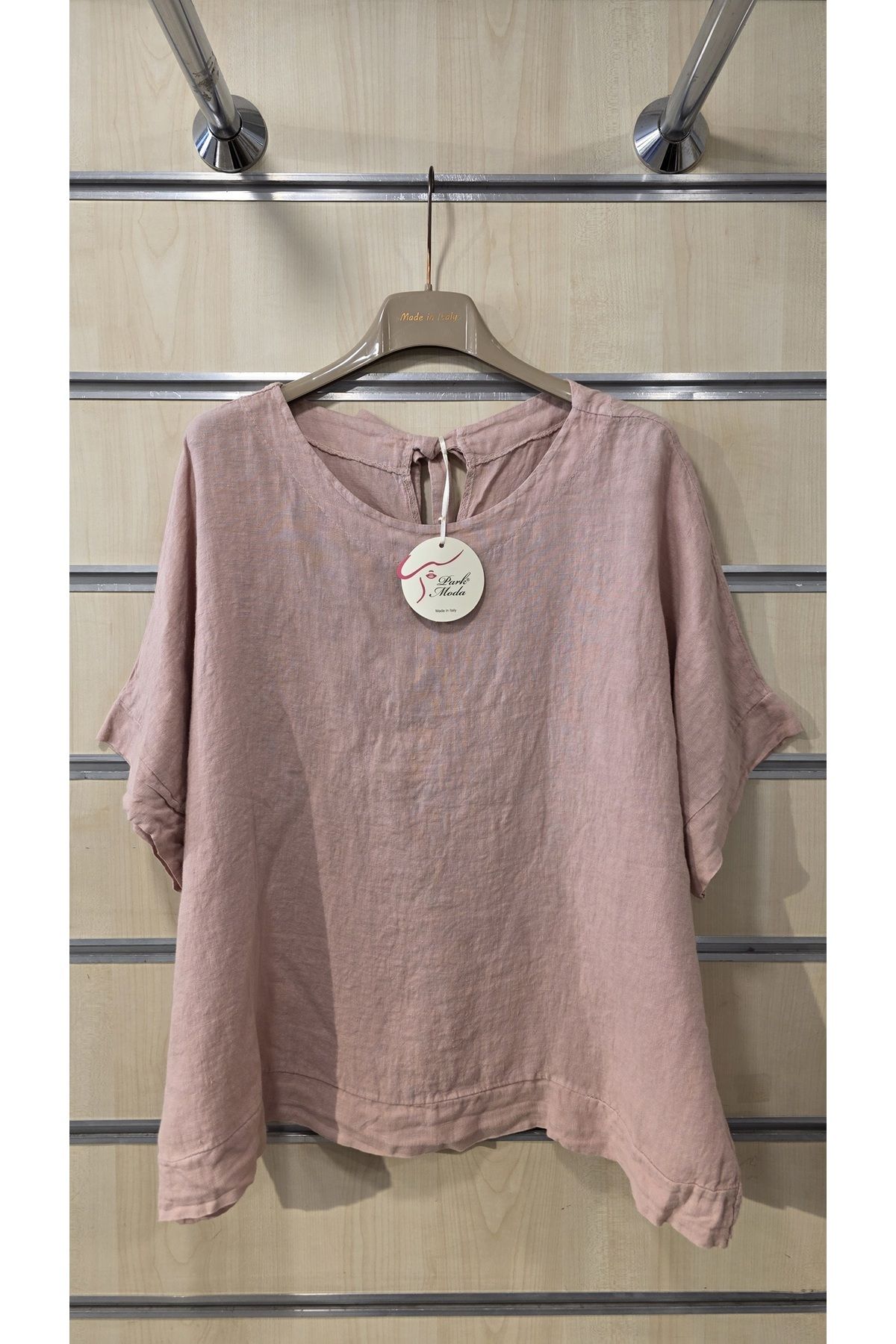 Park Moda Sırtı Fiyonklu Keten Bluz