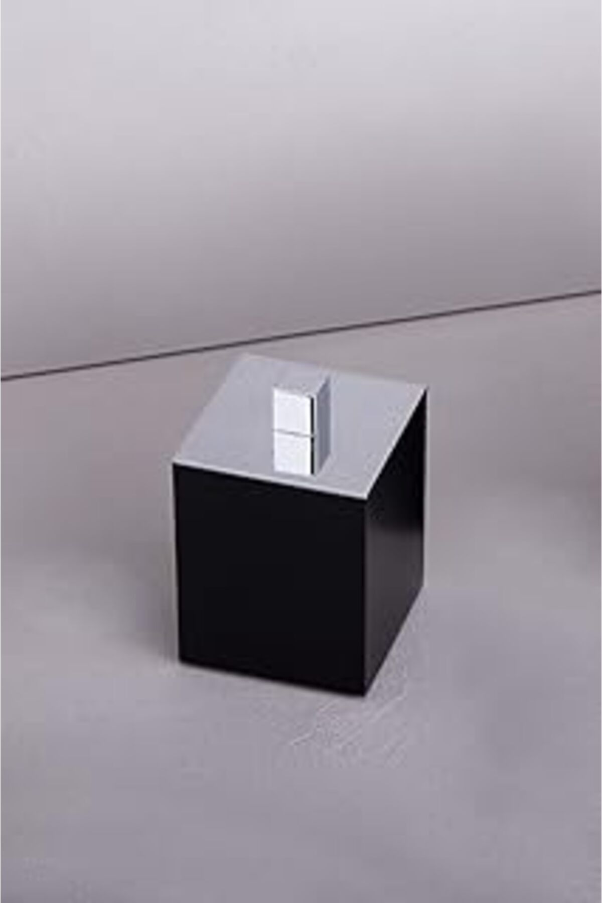 Qedii System Tezgah Üstü Mat Siyah-Krom Pamukluk 80X80Mm