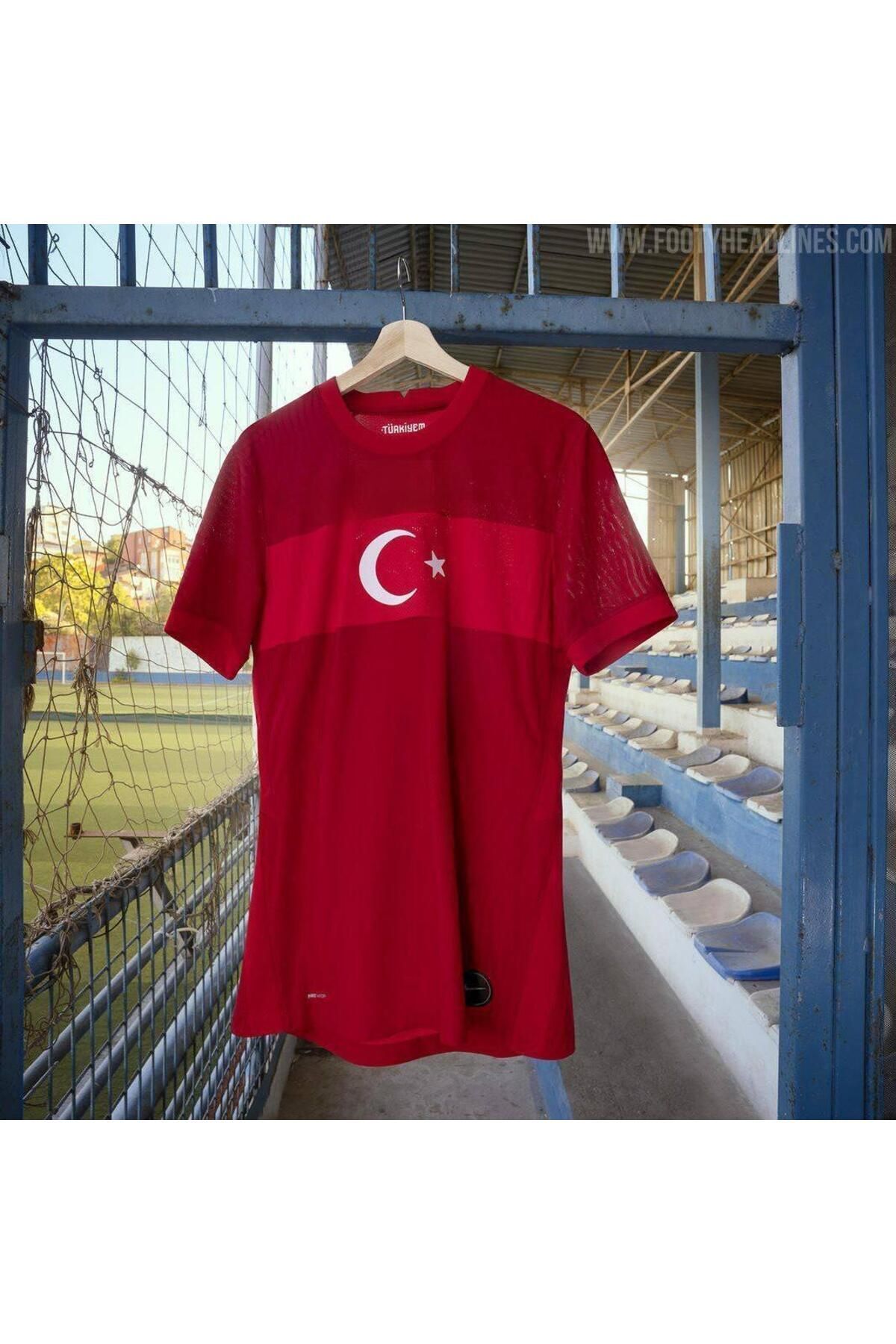 Fair City Türkiye Euro 2024 Isimsiz Kırmızı Iç Saha Forması