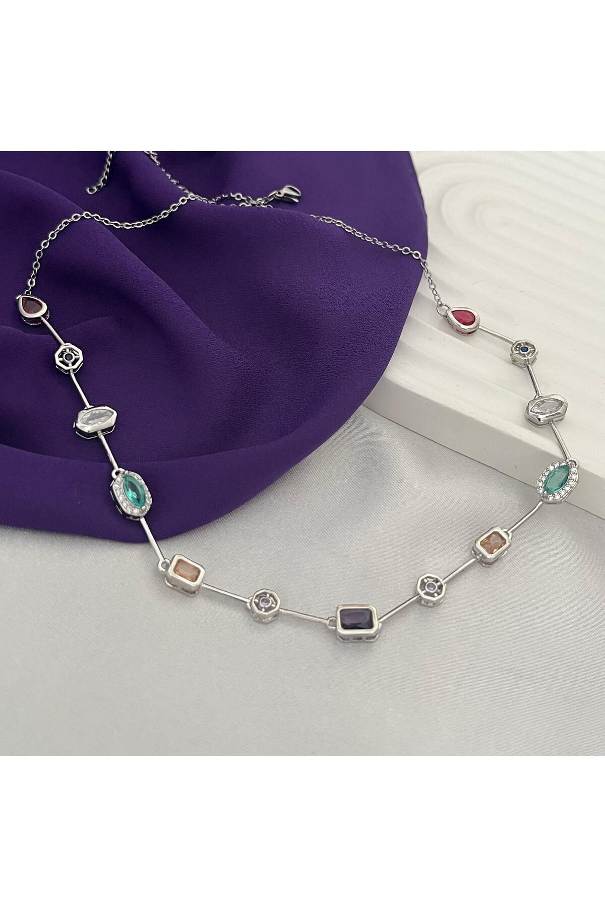 Violet Takı Zirkon Taşlı 316L Kararmaz Çelik Yarım Tur Moda Kolye