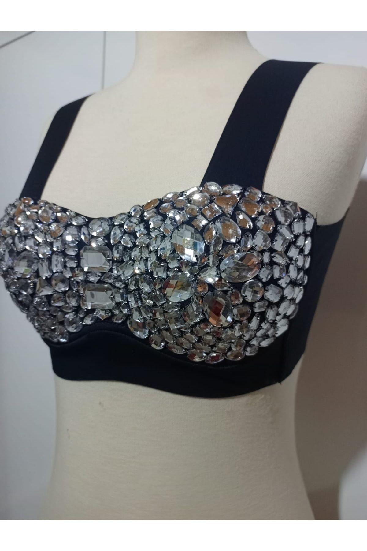 Ekinoksen Kristal taş işlemeli geceler ve partiler için push up crop