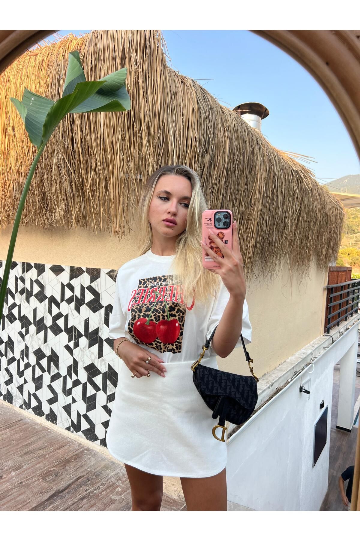 ab abone butik Kiraz Detaylı T-Shirt