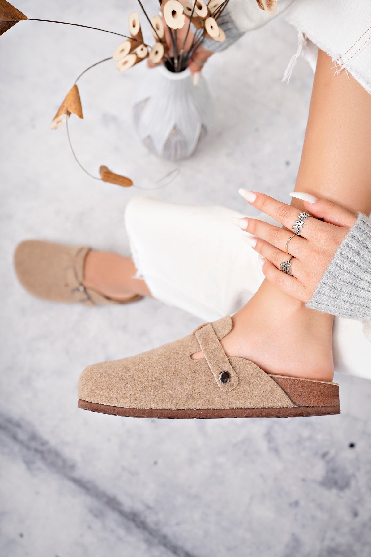 Polomia Comfort Kadın Unisex Mantar Taban Eva Konfor Moda Kışlık Önü Kapalı Keçe Model Sabo Günlük Rahat Ev Terlik görsel 7