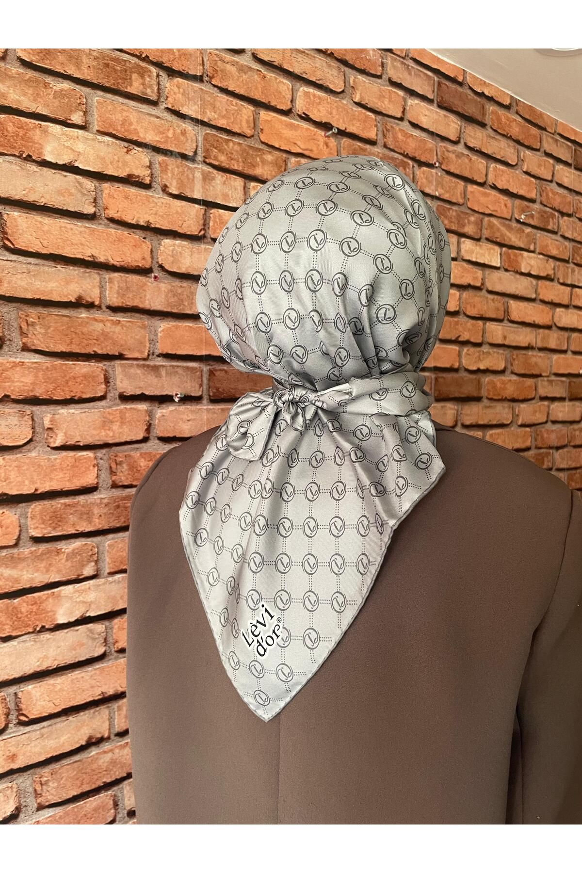 Levidor gri twill ipek eşarp