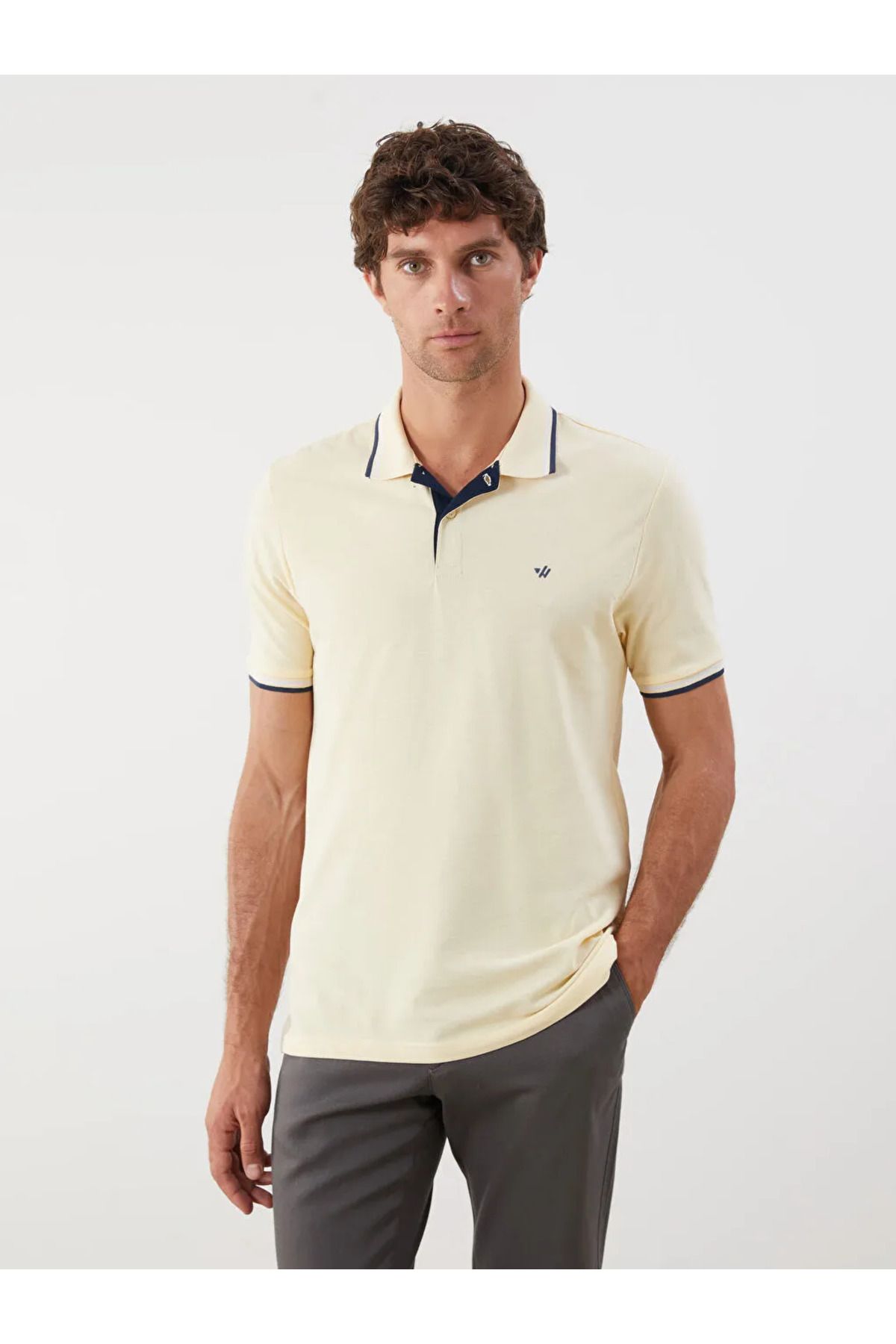 LC Waikiki LCWAIKIKI Classic Sari Polo Yaka Pike Erkek Tişört