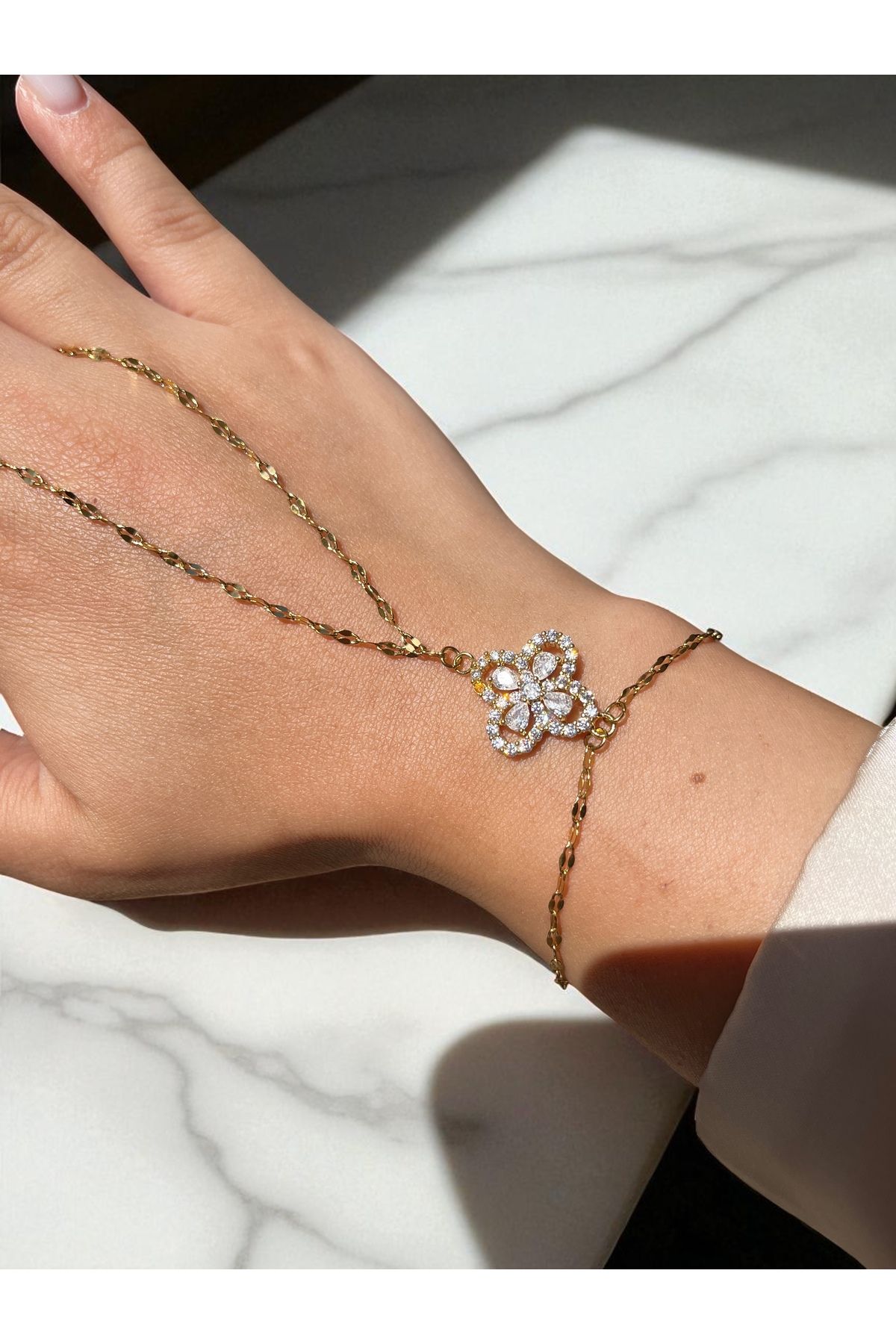 Lilac Jewelry Paslanmaz Çelik Gold Yonca Model Şahmeran Bileklik