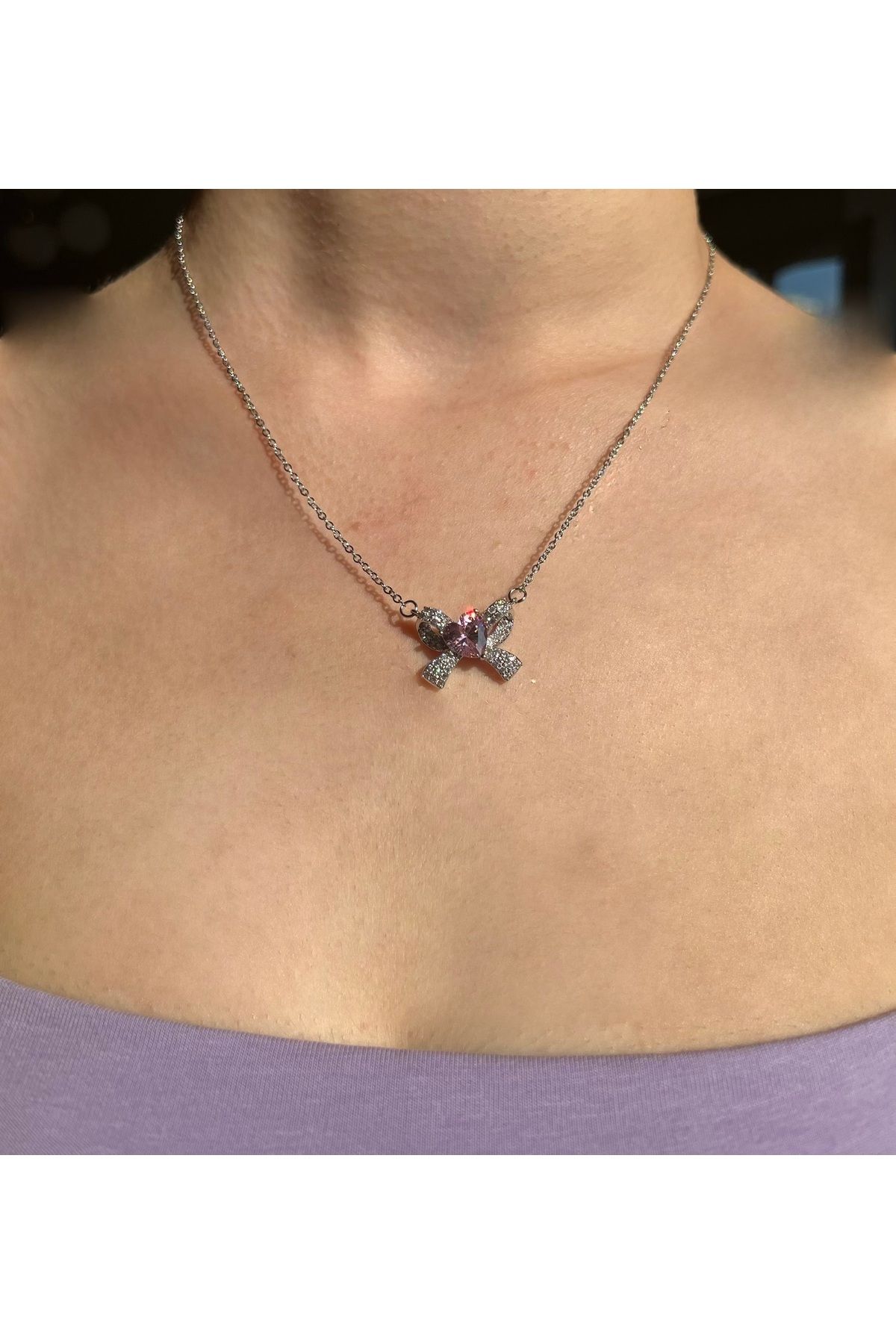 B&E SHİNE JEWERLY Kararmaz Çelik Pembe Zirkon Taş Detay Kurdele Kolye