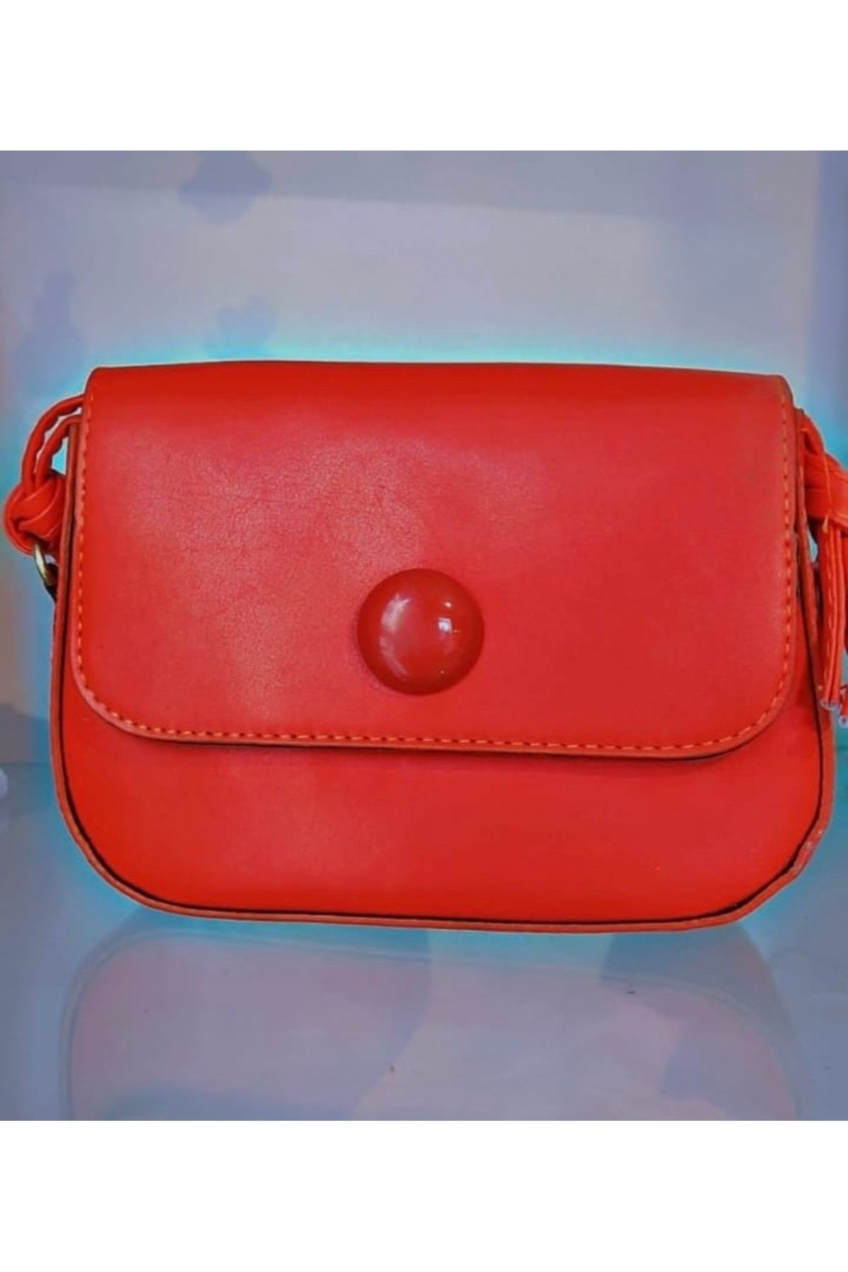 Butik KADIN EL ÇANTASI GÜNLÜK KULLANIMA UYGUN RENKLİ