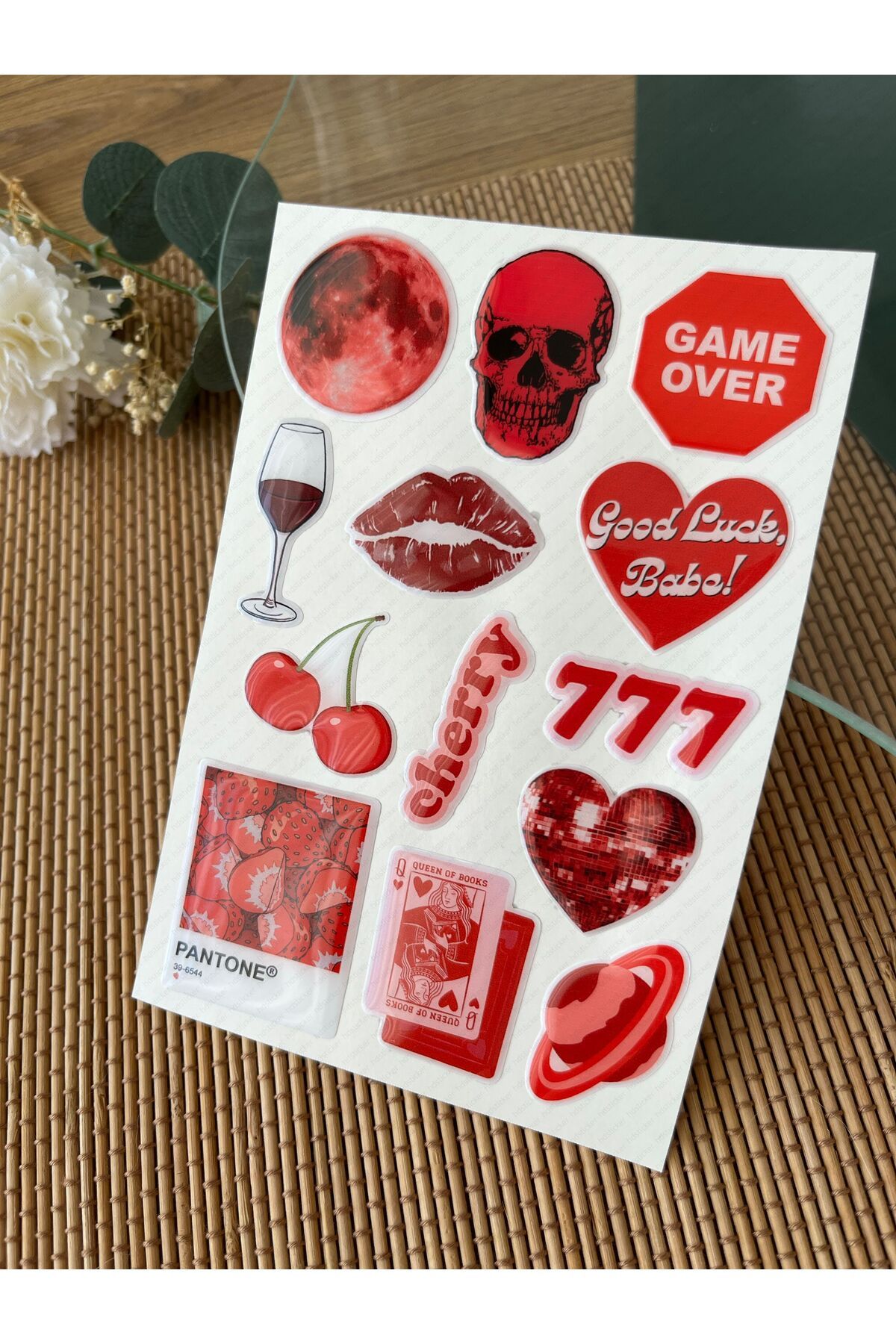 hdsticker Kırmızı Premium 3D Görünümlü Göz Alıcı Parlak Kabartmalı Sticker Seti - Telefon Kılıfı Süsü, Etiket