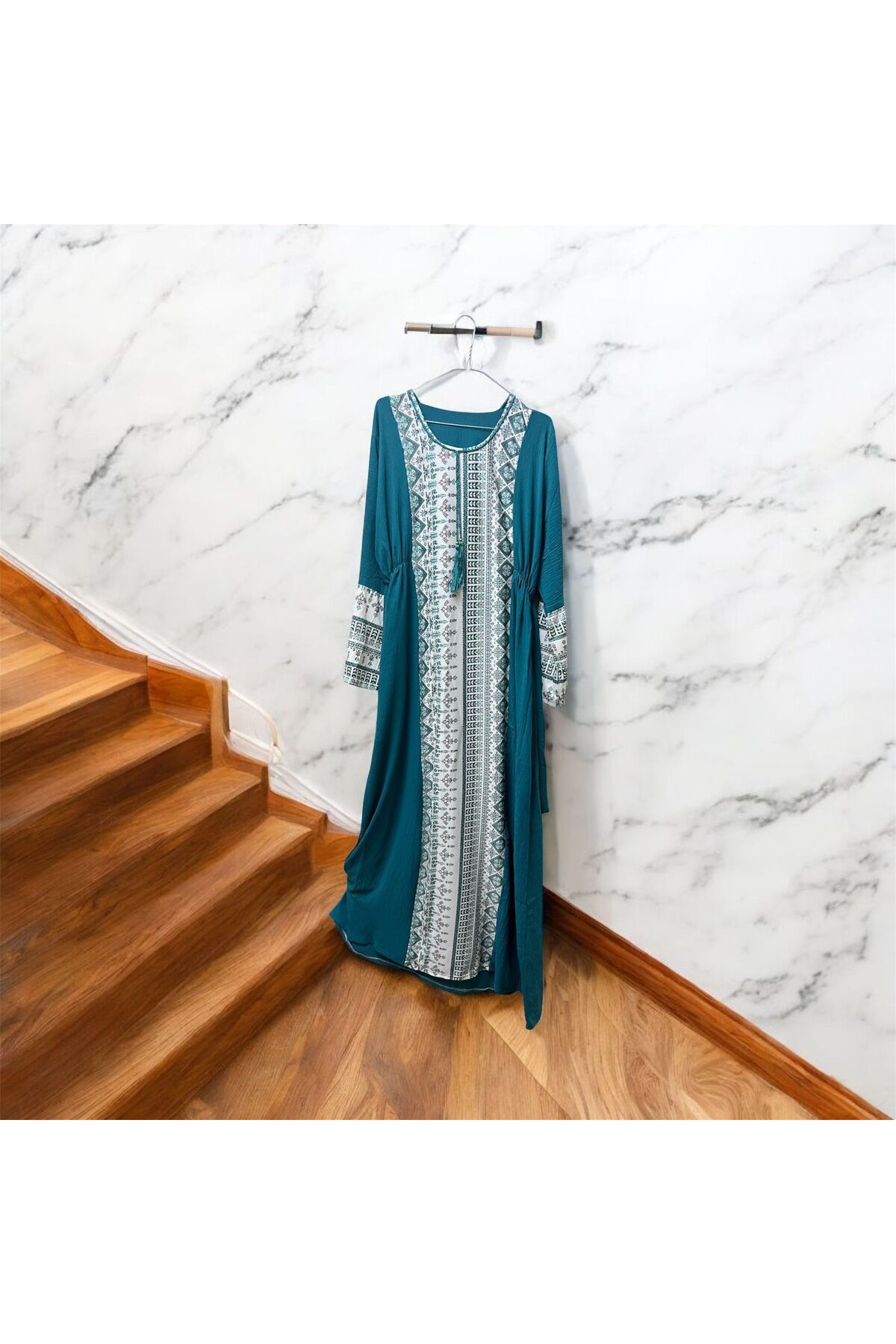 Genrics-Embroidered reception jalabiya made of light and soft cotton fabric that gives you a comfortable feeling 2