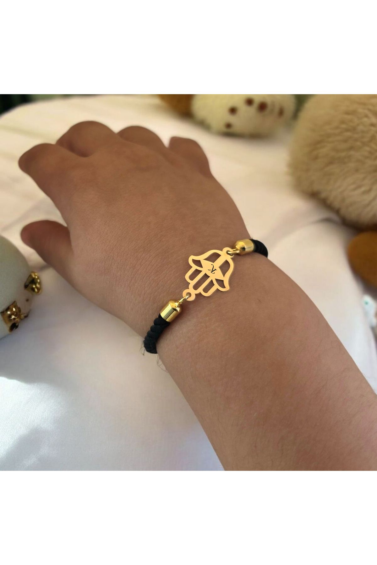 ARCHINO GOLD K Harfine Özel Hamsa Motifli 14 Ayar Altın Plakalı Siyah İpek Örgülü Hediye Bileklik-509harf