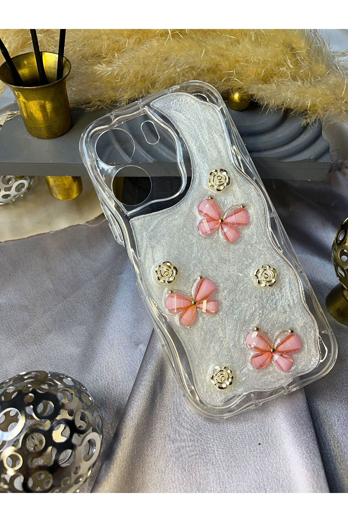 Rivor Xiaomi Redmi 13C & Poco C65 Uyumlu Kılıf Kamera Korumalı Kelebek Ve Çiçek Kabartmalı Desenli Kapak