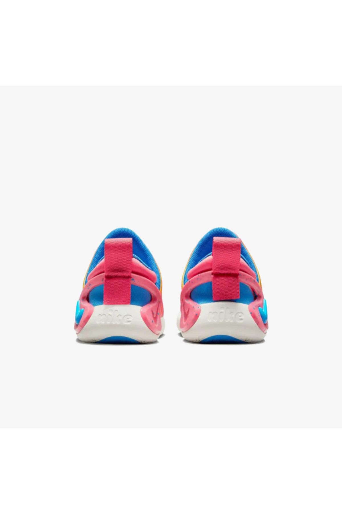 Nike-Dynamo Go Se Bt 23.5 23.5 EU 4