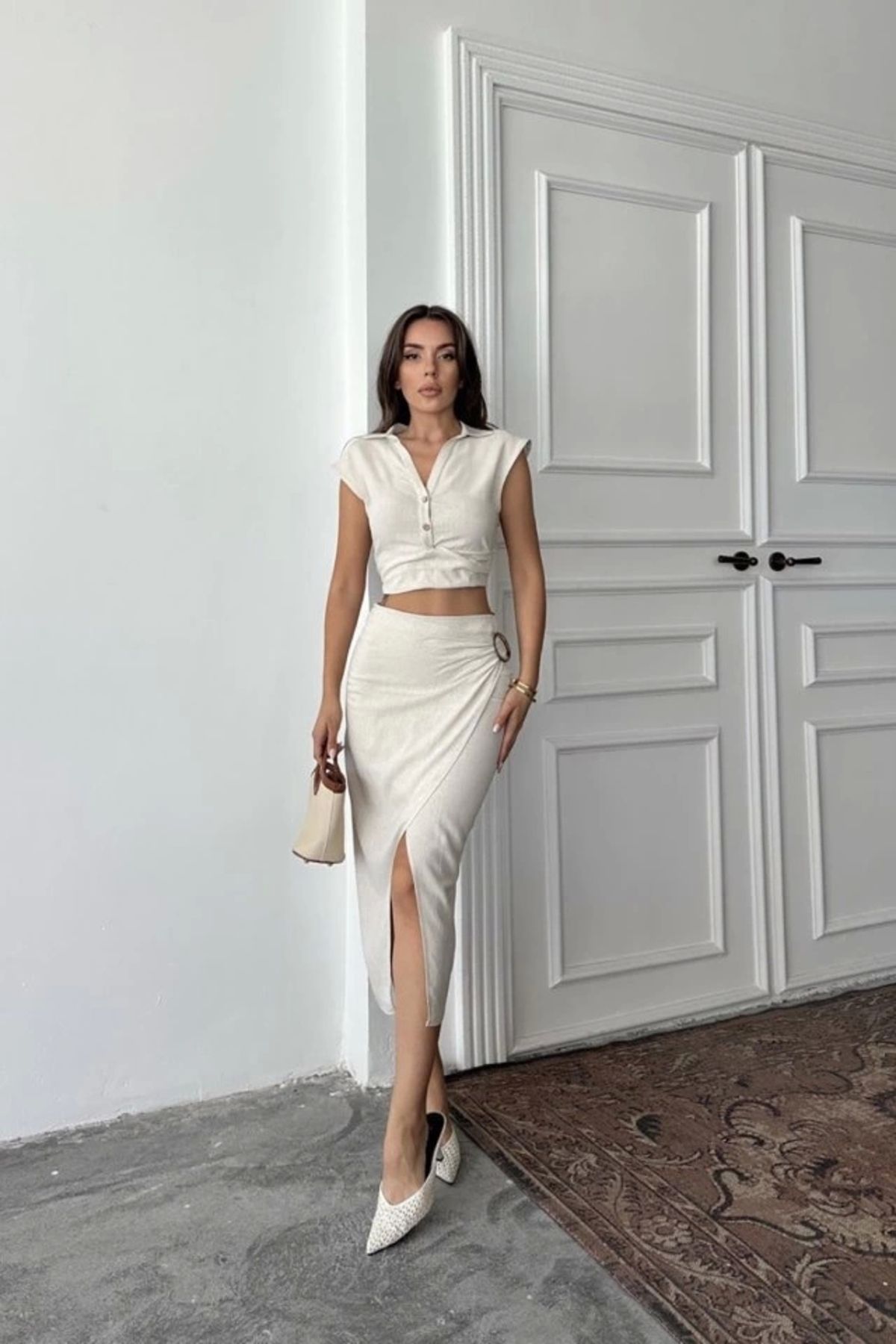 Butik Bej Keten Gömlek Ve Etek Takım