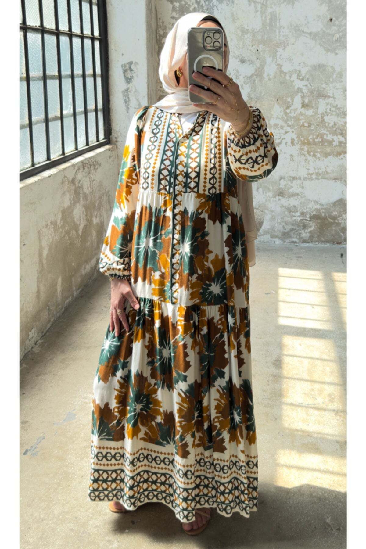 Hatun Atila Düğmeli Kolu Lastikli Desenli Yazlık Salaş Elbise 79720