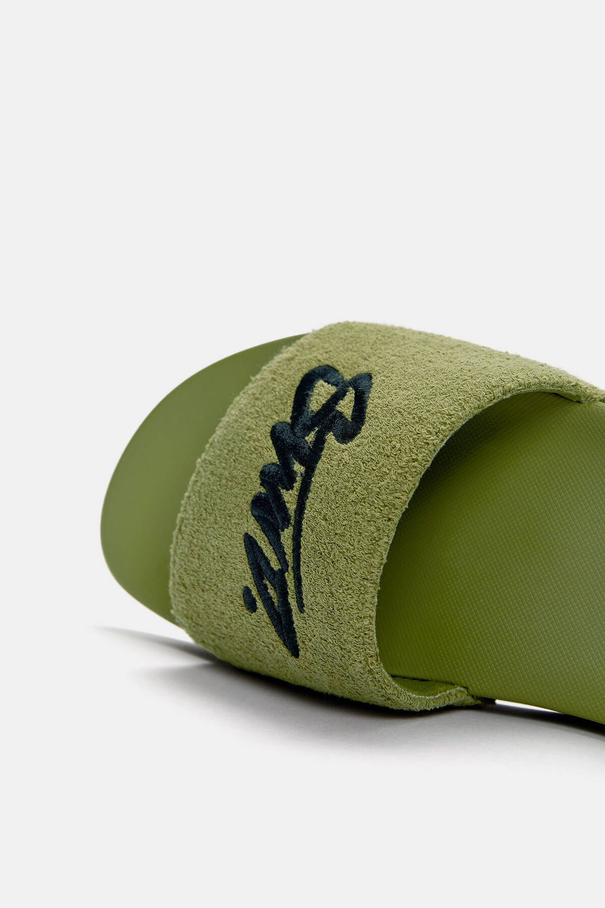 Pull & Bear-Rubberised STWD sandals with fabric detail 2
