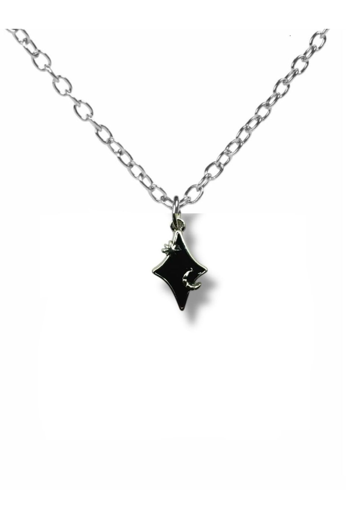 Herşey Nota Siyah Shine Parlak Unisex Kolye – Modern ve Şık Tasarım