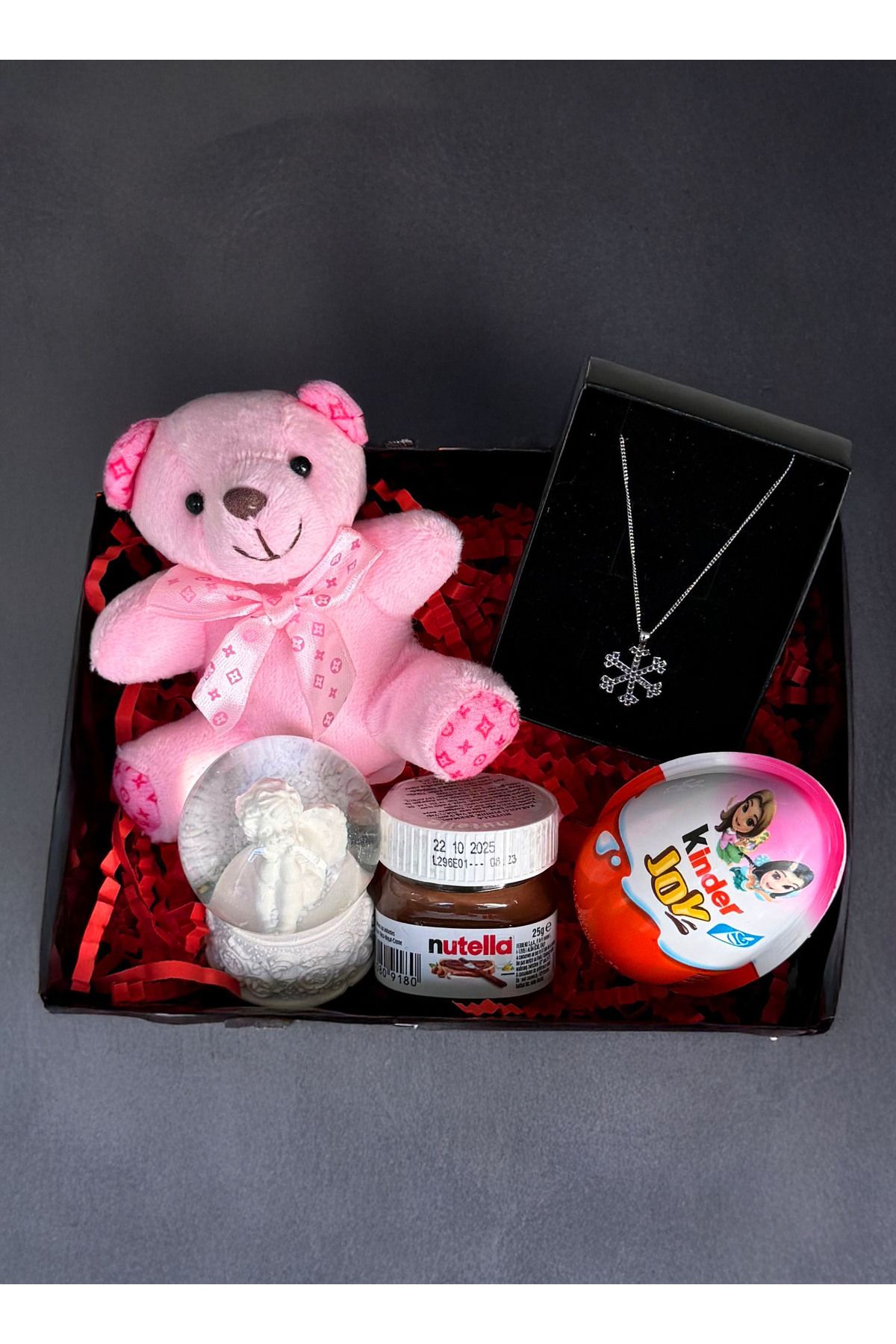 lenostra Kiza Hediye Pembe Mini Ayıcık Kar Küresi Kar Tanesi Kolye Kinder Joy ve Mini Nutella Sevgiliye