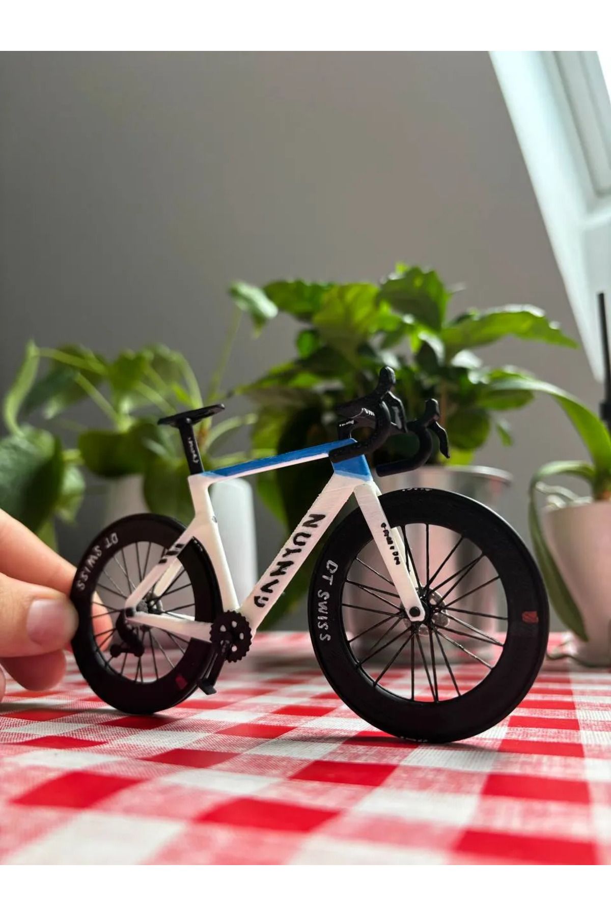 Phigo Aero Road Bike Mini Model 3D Baskı İsim Yazılabilir Renklendirilebilir Dekoratif Bisiklet Biblosu