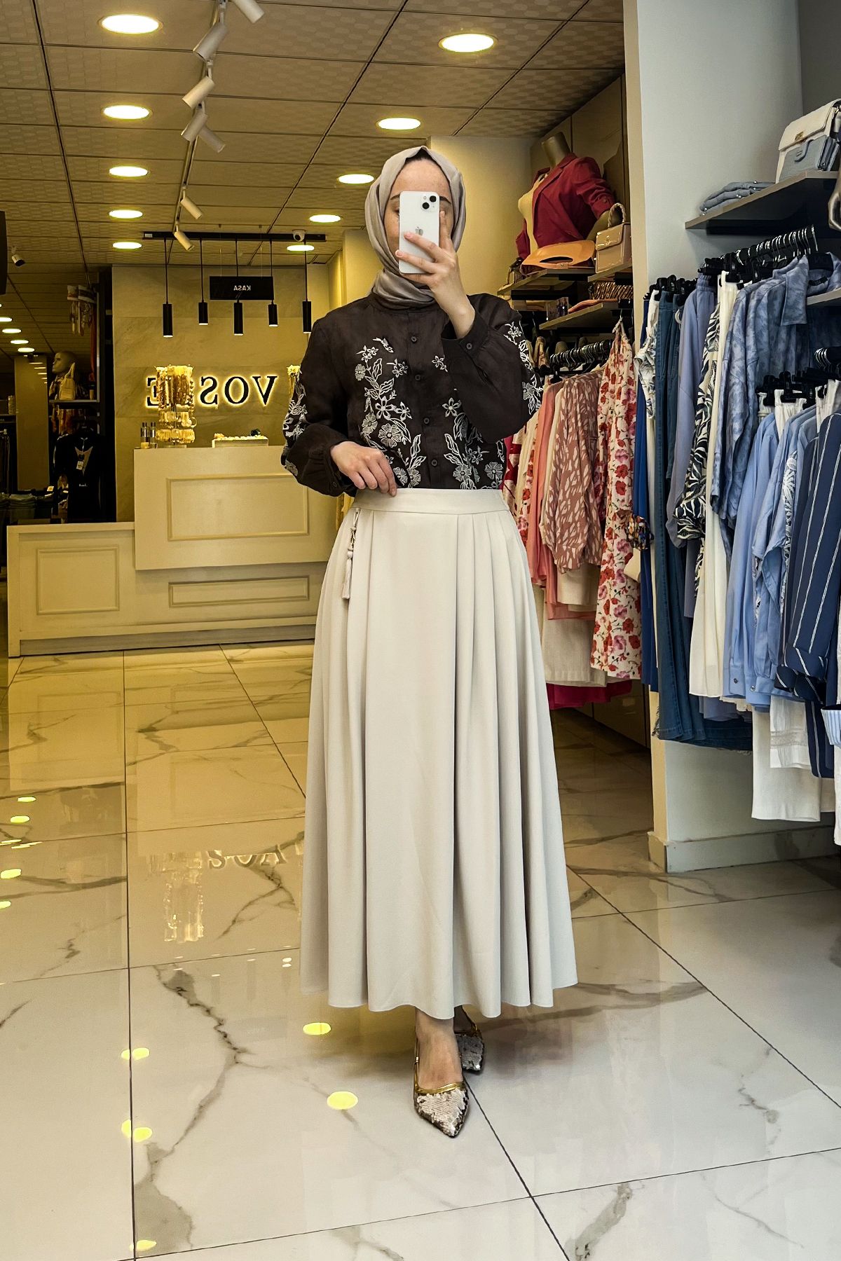Vosse Ekol Bej Beli Püskül Detaylı Etek