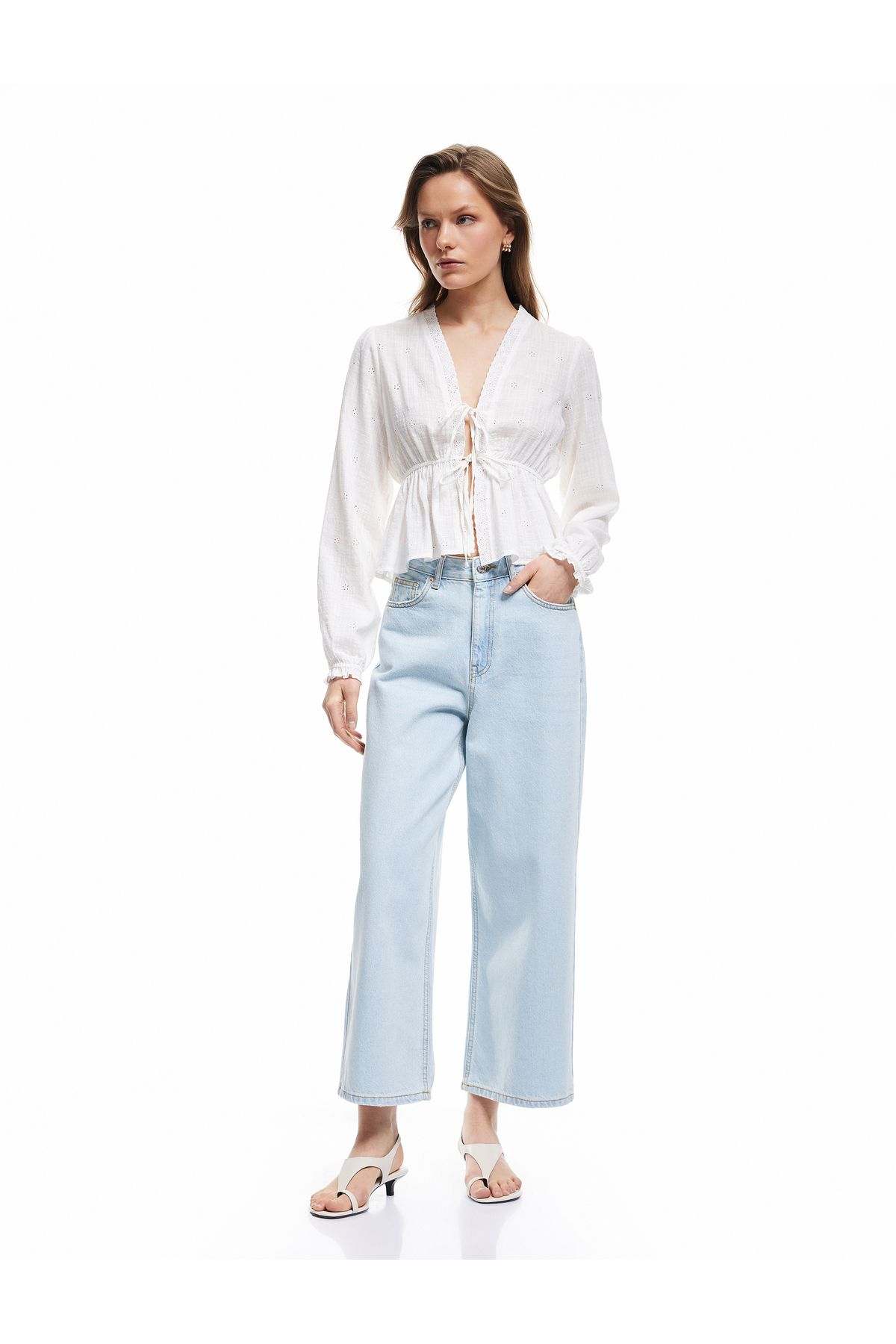 Koton Pamuklu Düğmeli Cepli Normal Bel Crop Geniş Paça Jean Pantolon - Wide Leg Jean