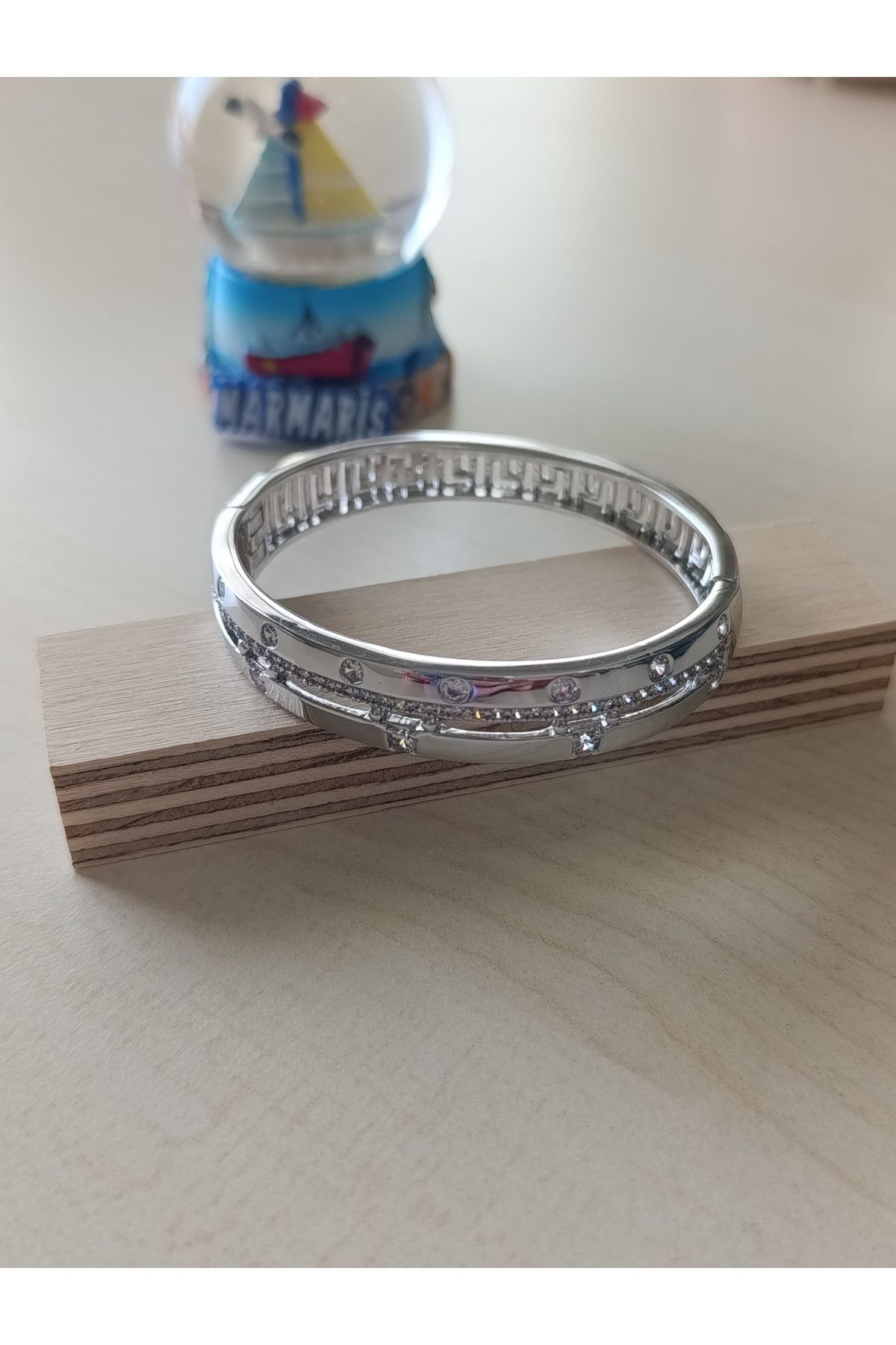 by deniz çakır takı & aksesuar Silver Zirkon Taşlı Kelepçe