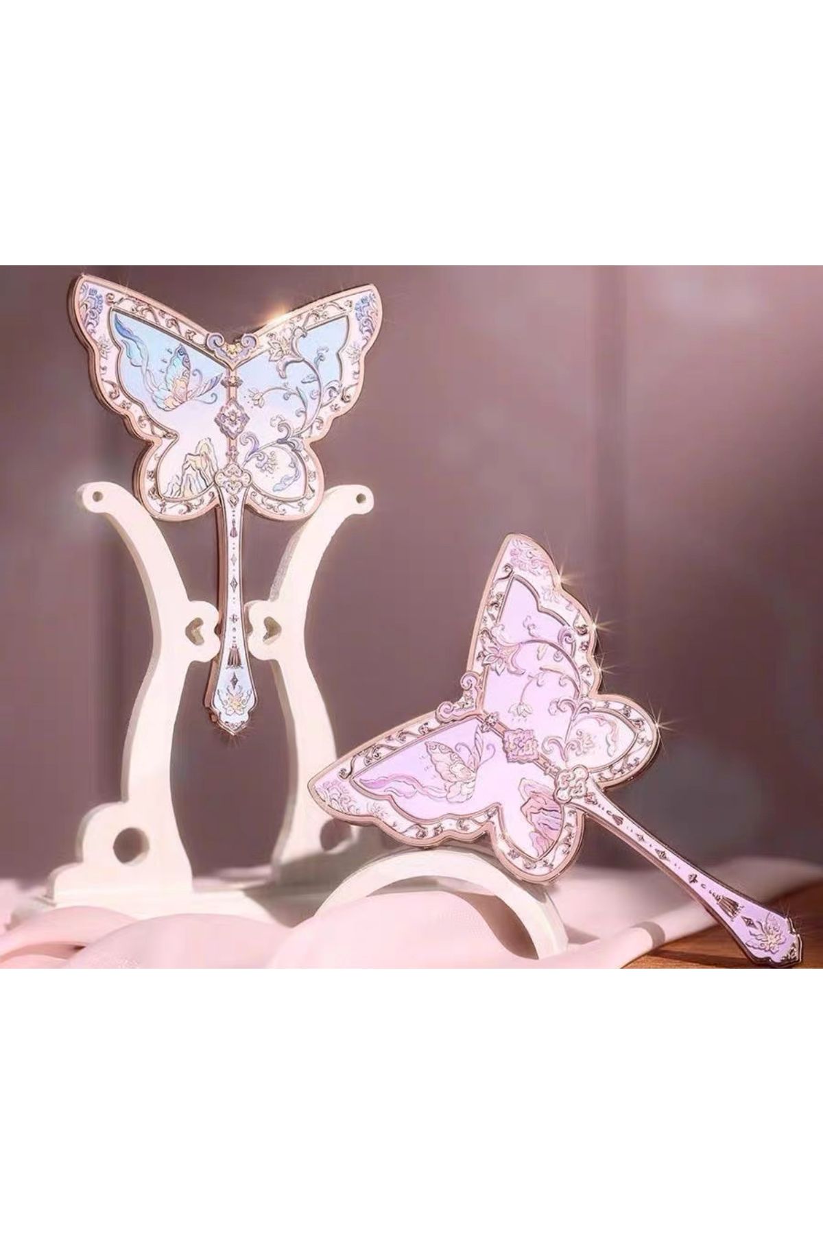 Flower Knows Butterfly Cloud Collar Hand Mirror