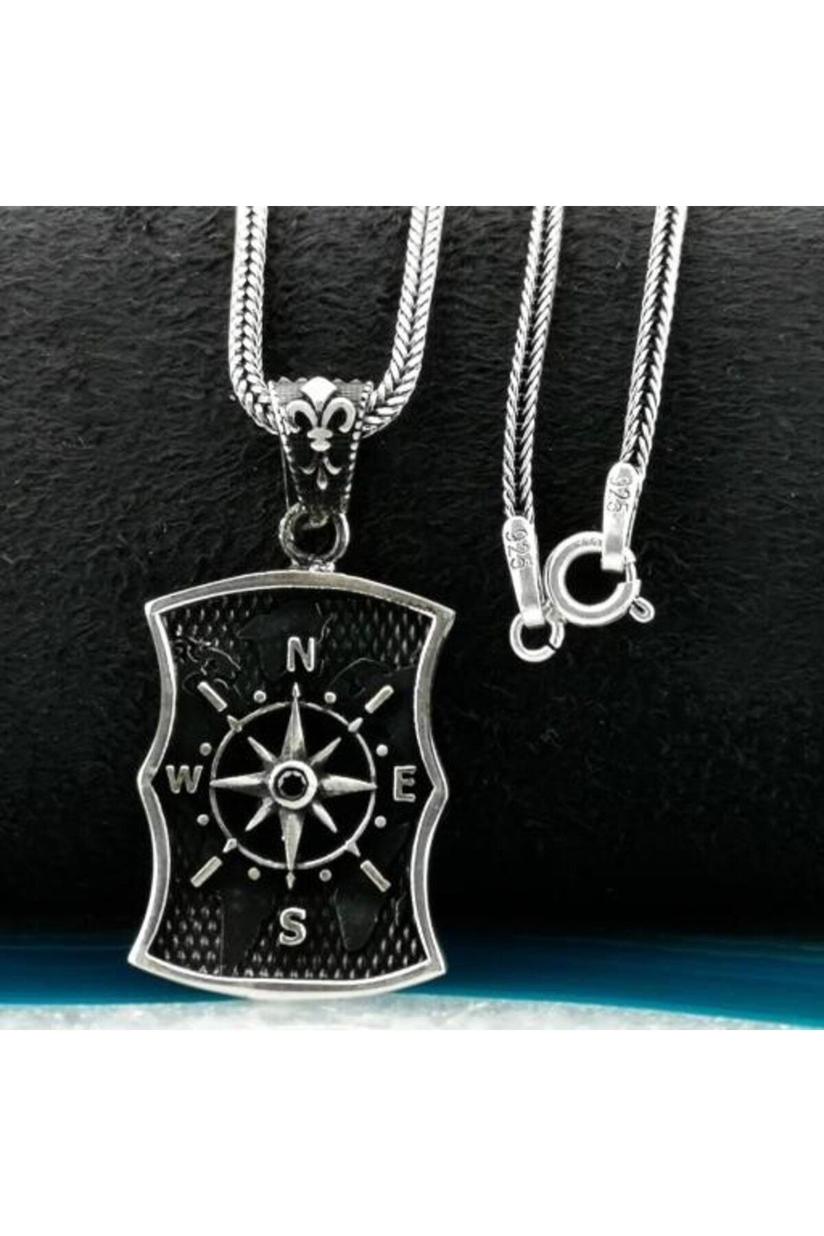 shop Özel Pusula Tasarımlı Atlas Zemin Detaylı Kalın Zincirli 925 Ayar Gümüş Erkek Kolye