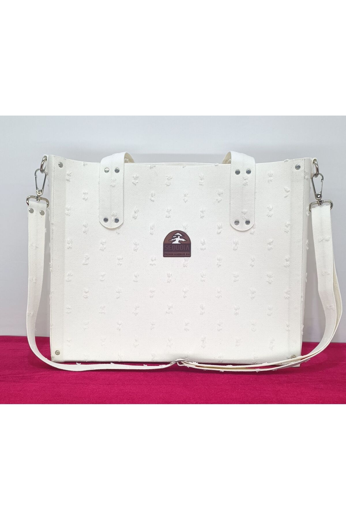 Sequoia Bags DENİM ÇANTA Yuvarlak Destroy Lazer Efektli Tekne Denim Çanta DESTRYTKN219 Model