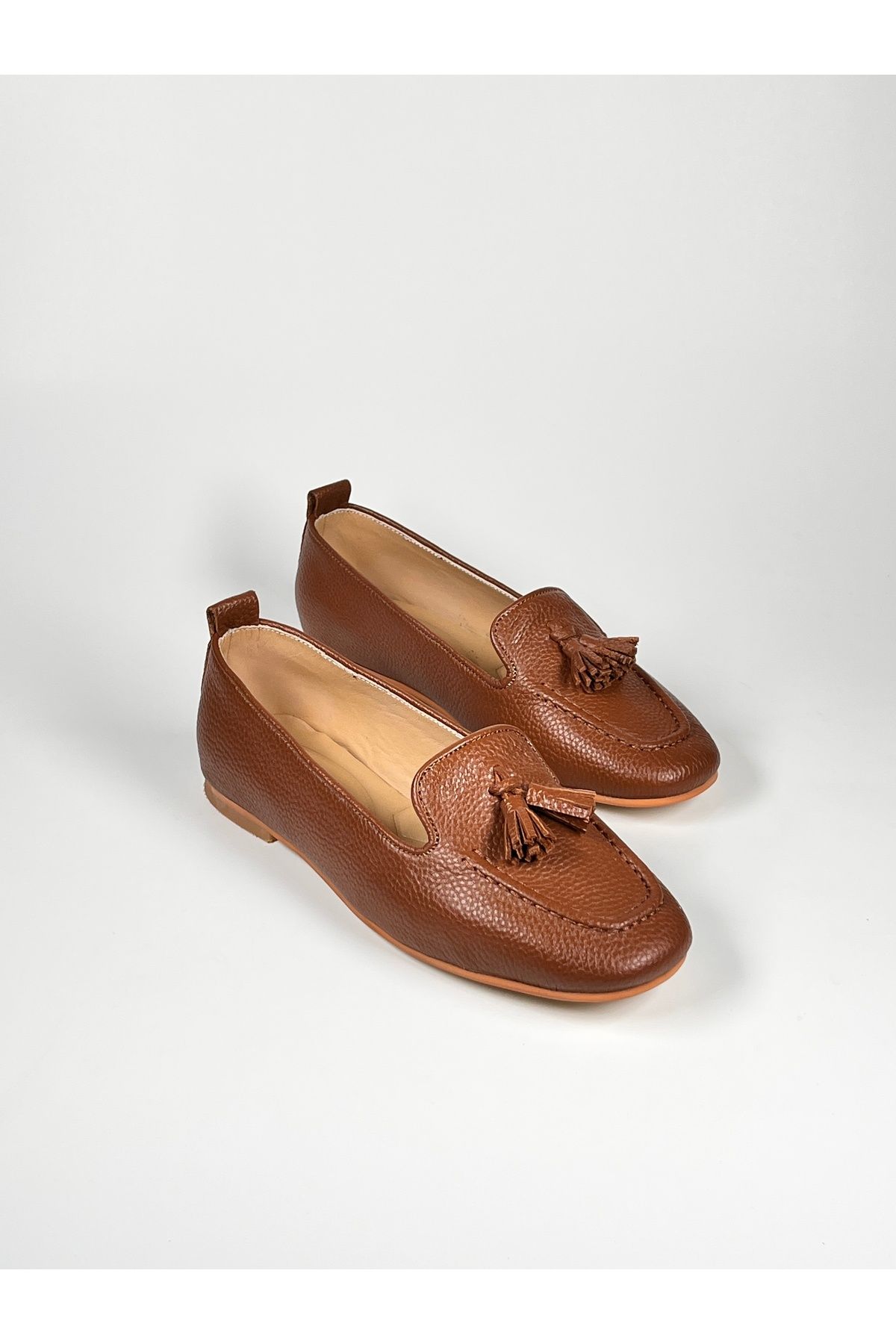futsi shoes Hakiki Deri Püsküllü Kadın Babet