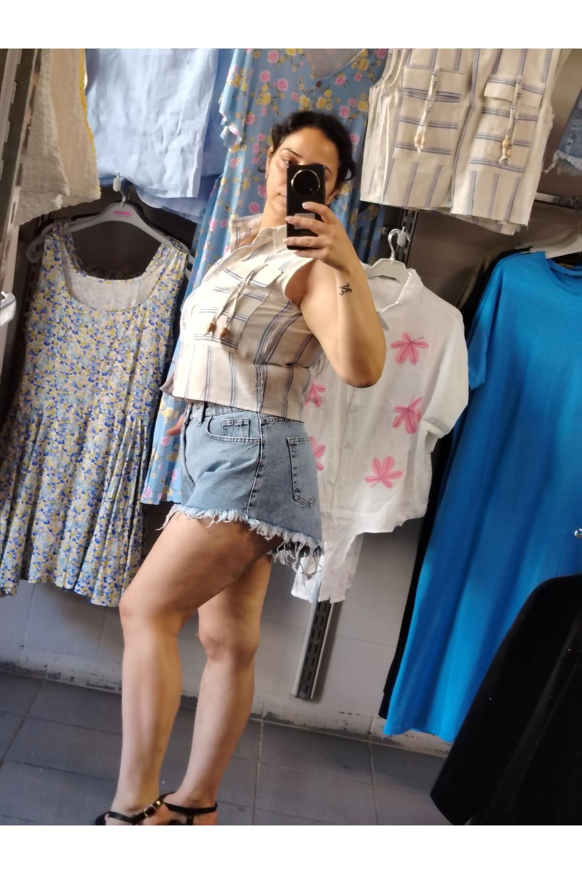 tellevolle lazer kesim kot şort