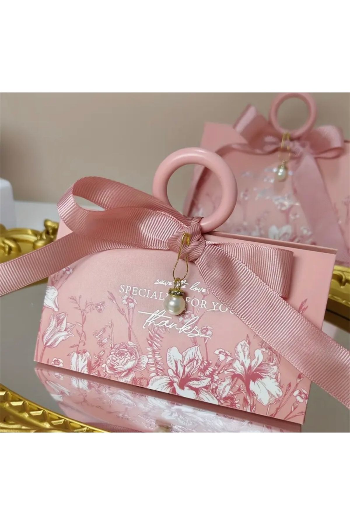 Kutumania 20 Adet Pembe Renkli Kurdeleli,İncili "Specially For You" Yazılı Çiçekli Çanta Şeker Kutusu