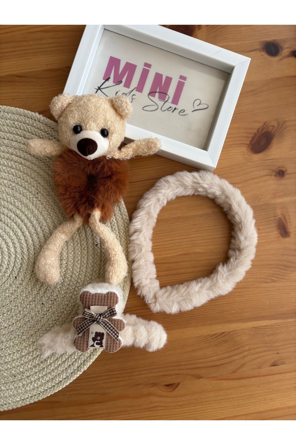 minikidsstore 3’lü Ayı Figürlü Peluş Taç,Mandal,Lastik Toka Seti