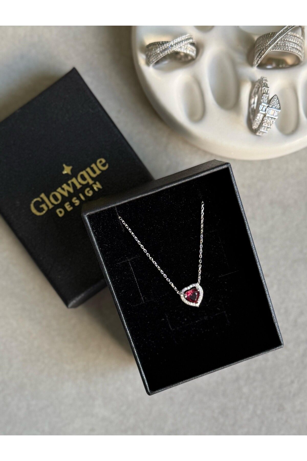 Glowique Design 925 Ayar Gümüş Pembe Taşlı Kalp Kolye
