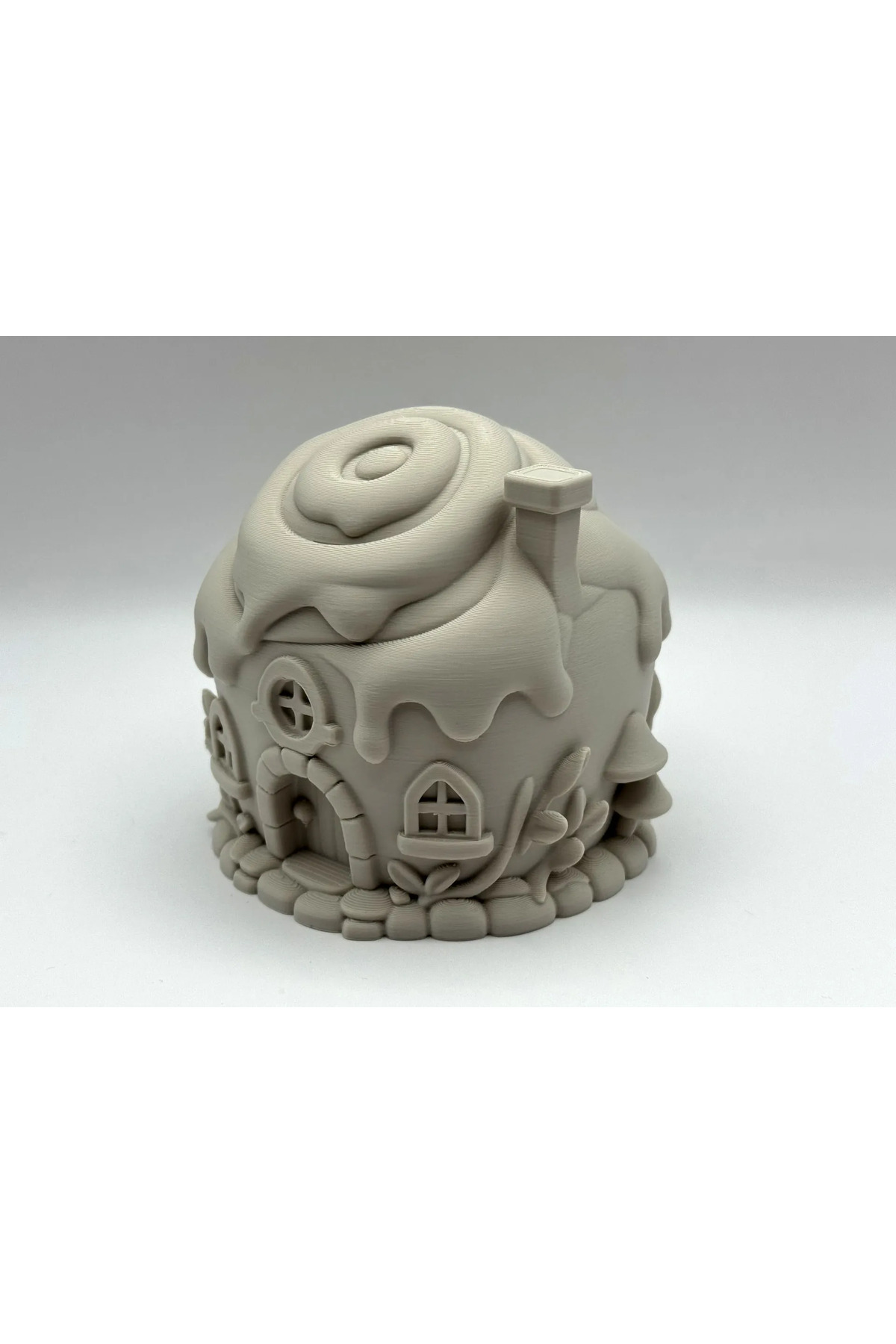 Cinnamonbun Fantasy House Figür 10 cm 3D Baskı İsim Yazılabilir Dekoratif Fantastik Ev Biblosu