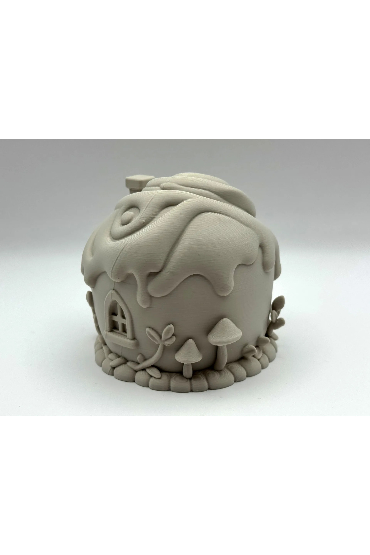 Cinnamonbun Fantasy House Figür 10 cm 3D Baskı İsim Yazılabilir Dekoratif Fantastik Ev Biblosu