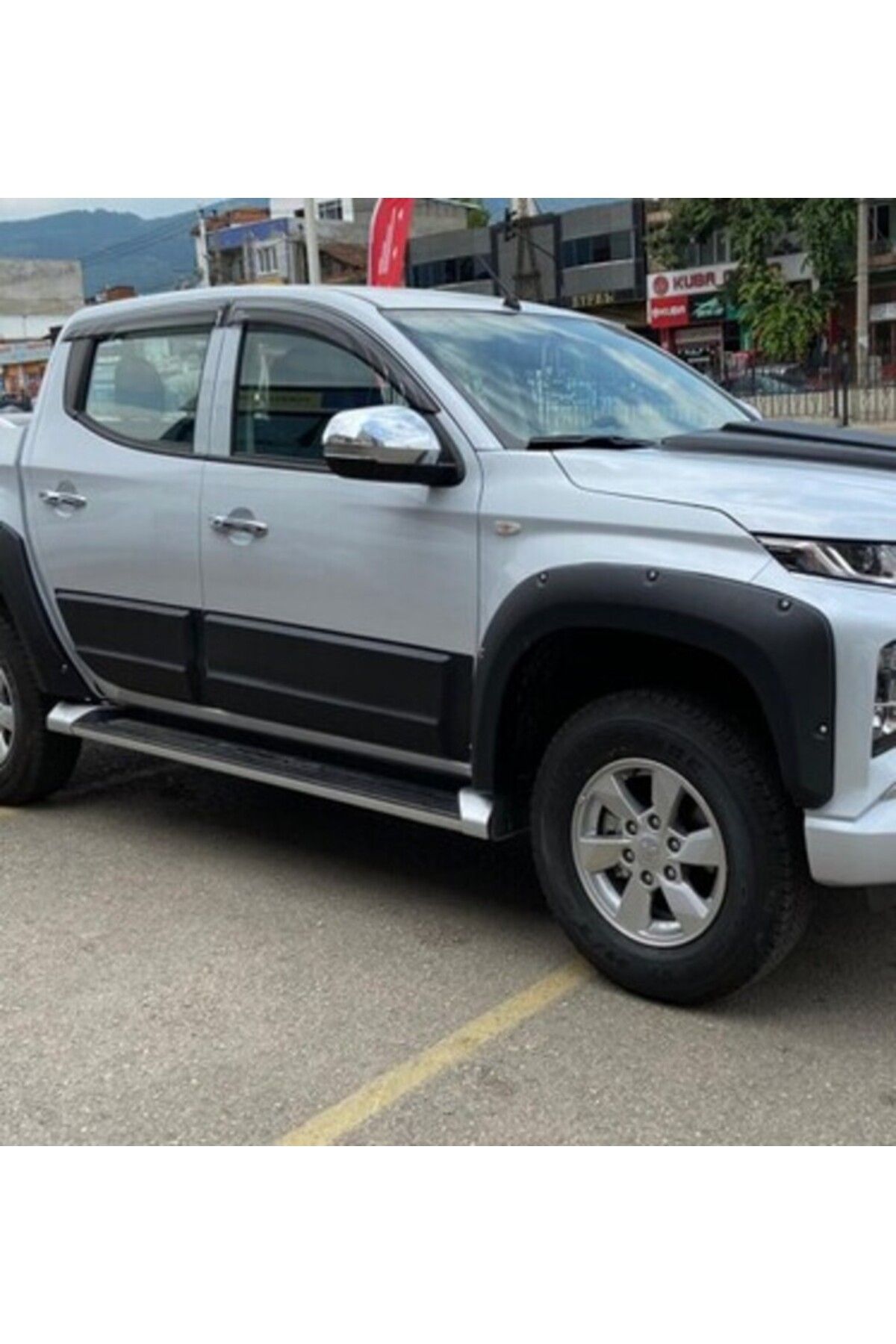 ELFHİN MITSUBISHI L200 Triton Series 5 2015-2018 Kapı Koruma (4 Parça)