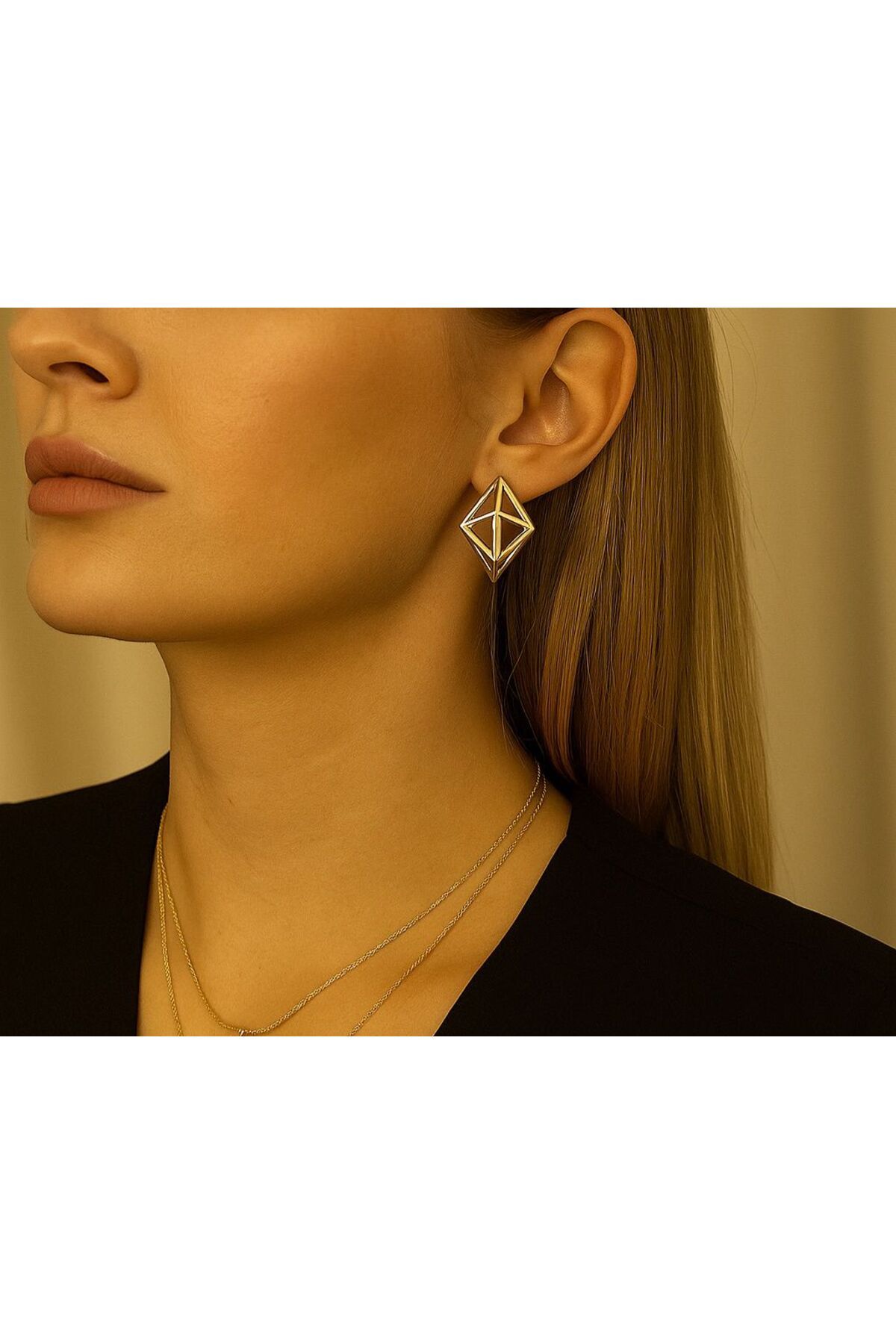 AKMNY BOUTIQUE Geometrik Model Gold Rengi Xuping Küpe