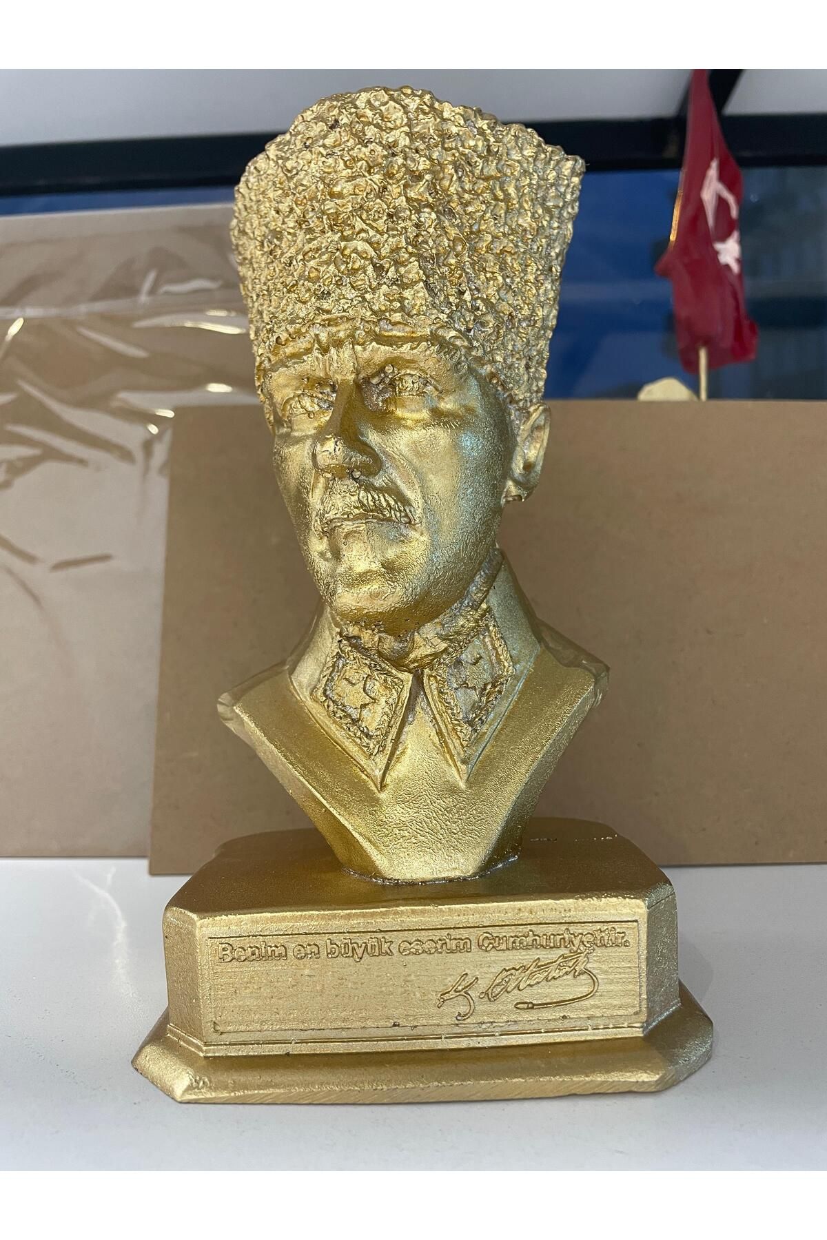 Moni Hediyelik Büyük Kalpaklı Atatürk büstü