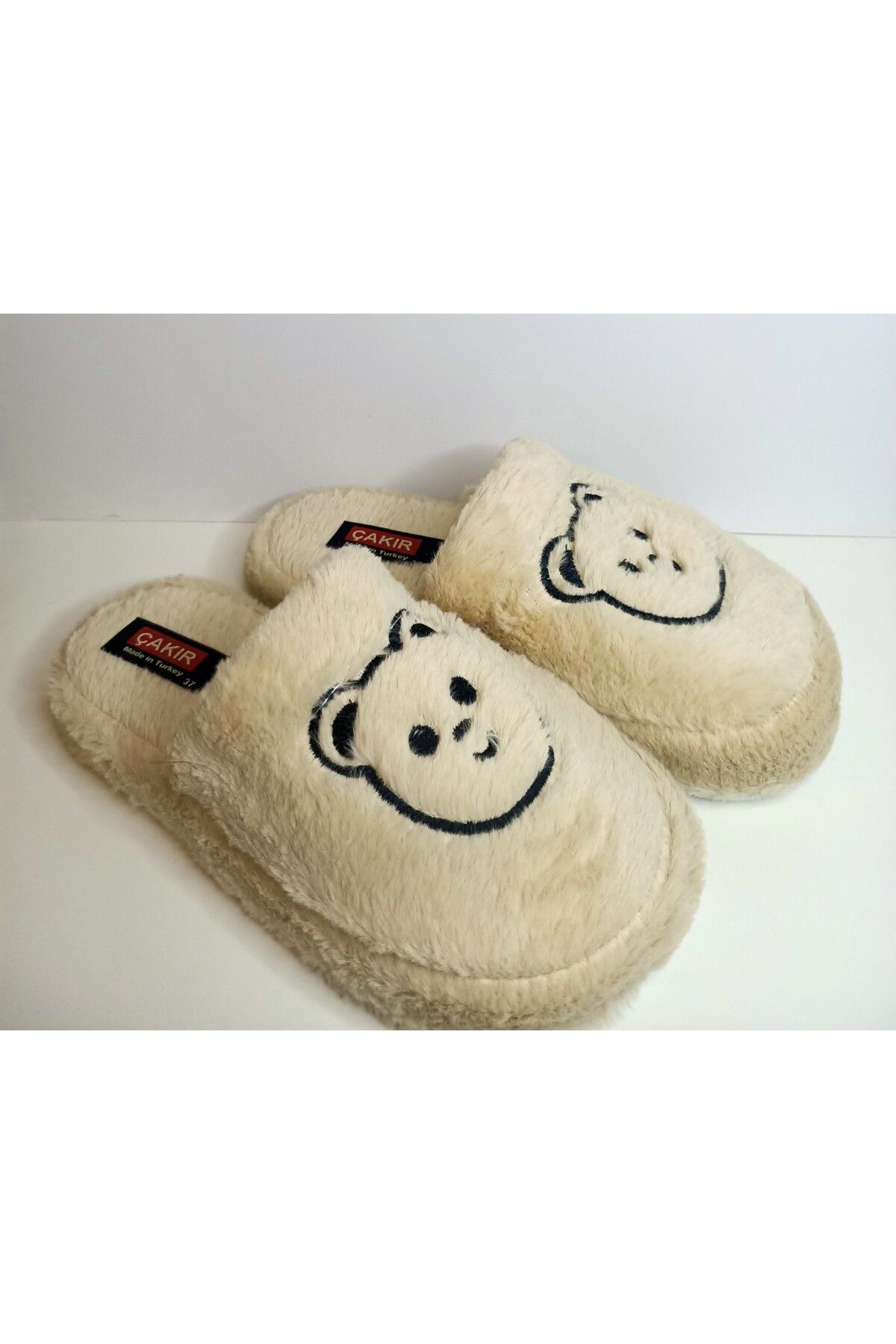 Huzurlu Adımlar KIŞLIK PELUŞ EV TERLİĞİ