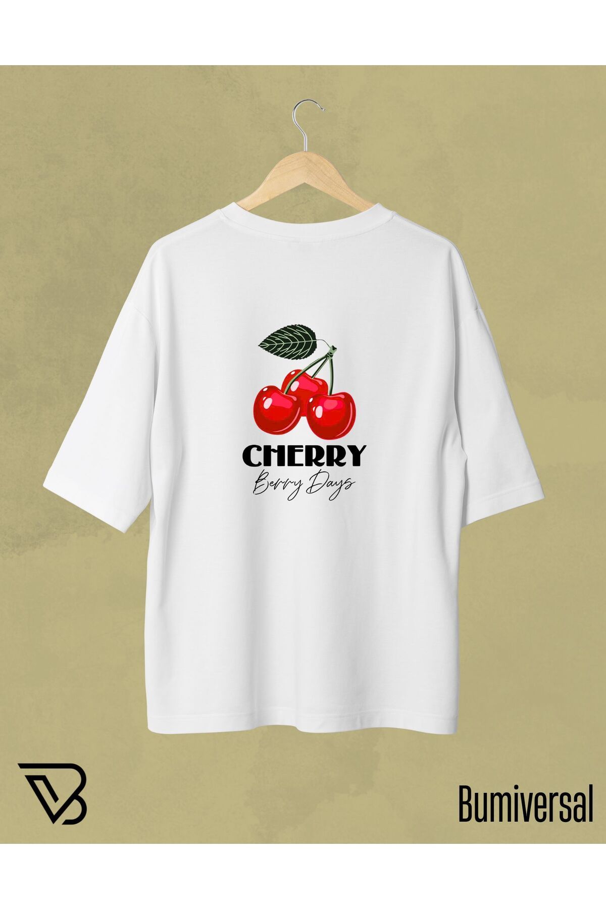 BUMİVERSAL CHERRY T-SHİRT