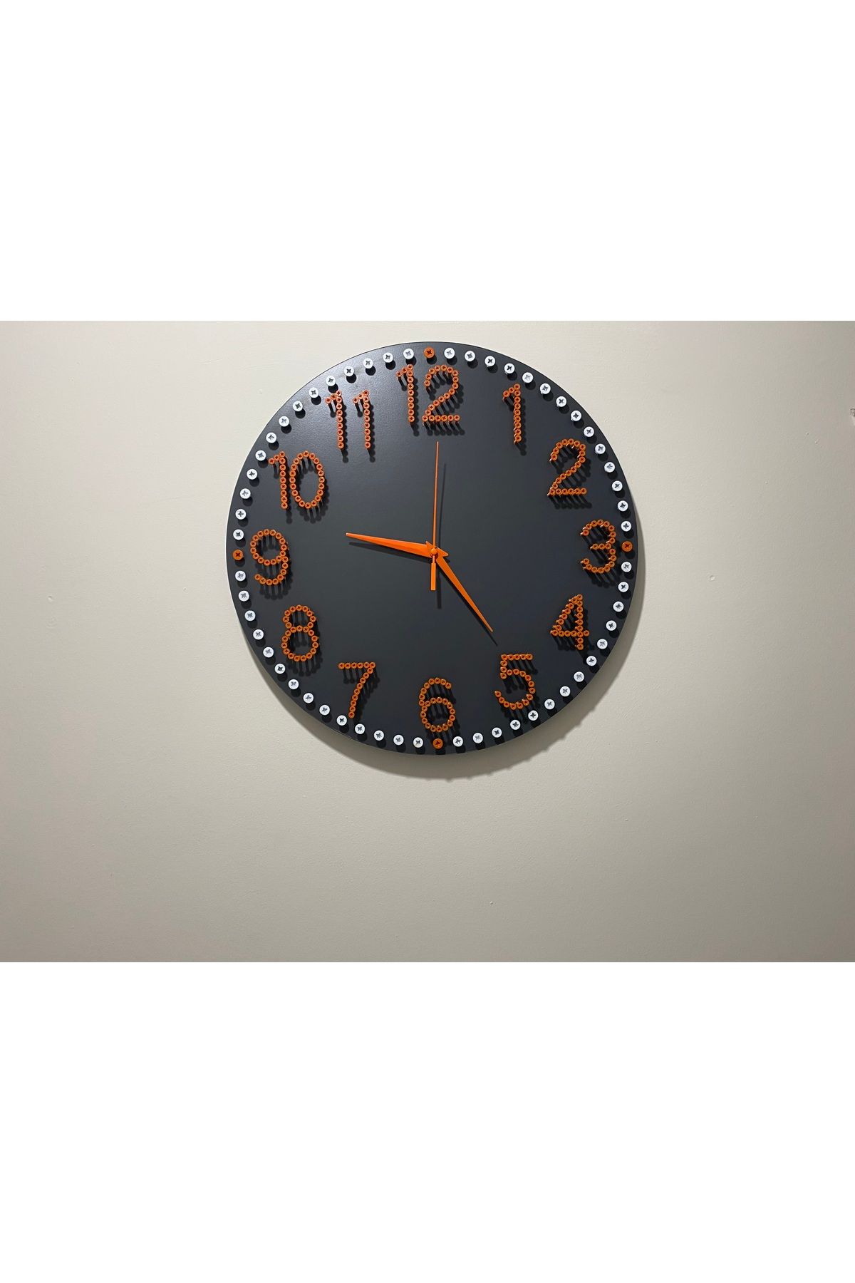 SCREW TIME Dekoratif Vida Tasarımlı Ahşap Duvar Saati