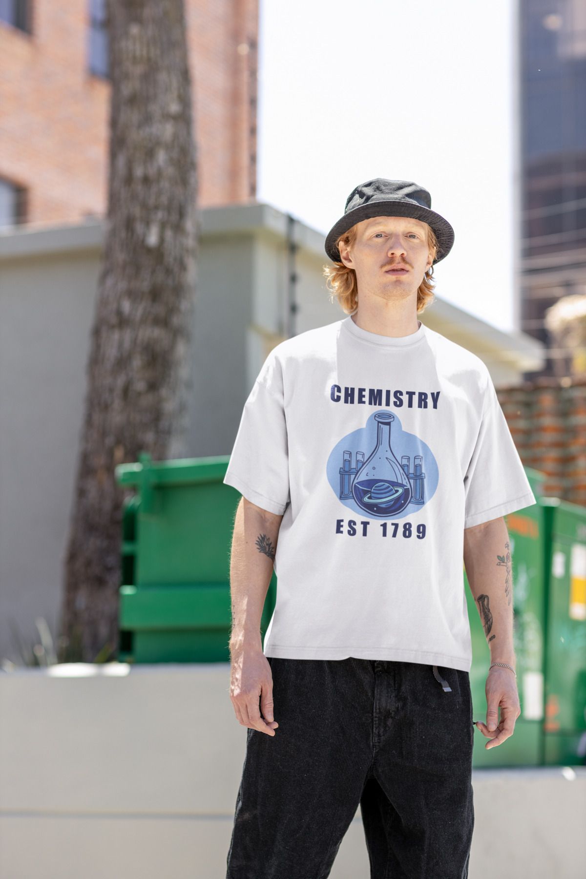 Uniquetex NUBENSE / KİMNE-06 - Oversize Unisex Kimya Baskılı Beyaz Bisiklet Yaka T-shirt (Bilim Tişört)