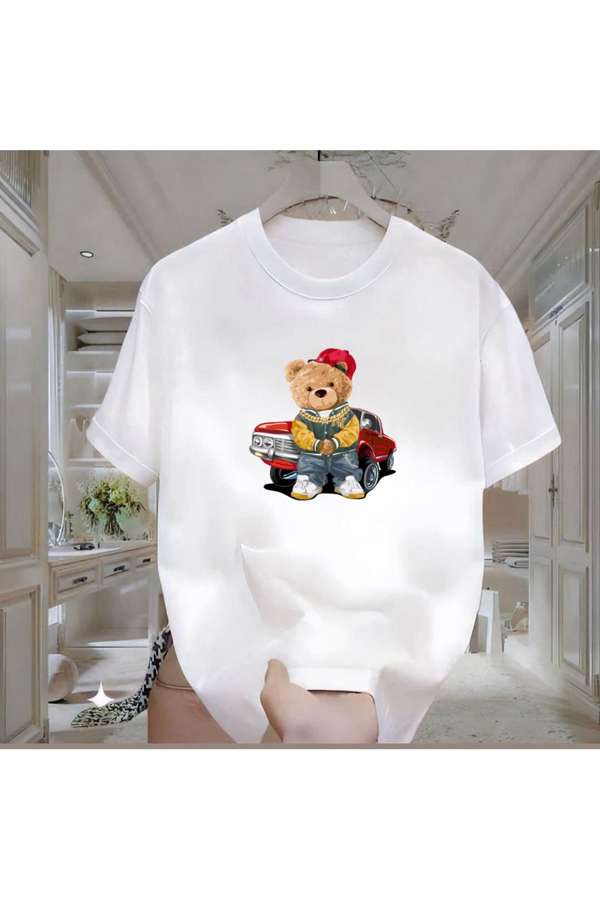 Rovell Kırmızı Arabalı Ayı Baskılı Beyaz Regular Erkek Tshirt