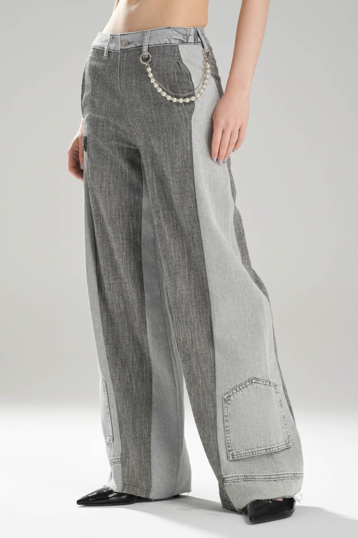 tw3 Kadın İnci Zincir Aksesuarlı Denim Kumaş Garnili Tasarım Pantolon