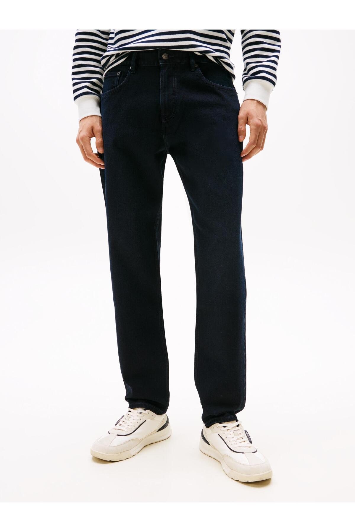 تامی هیلفیگر خیابان هارلم مخروطی، آبی شب