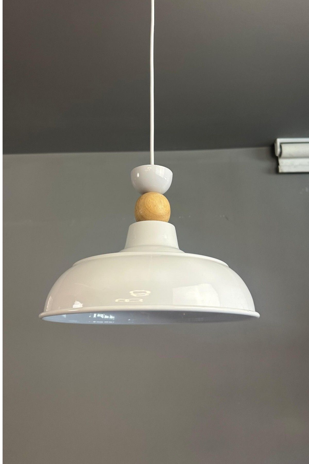 Bamyum Doria Beyaz Tekli Ahşap Kafa Başlık Avize Retro Sarkıt Ofis Showroom Salon Mutfak Avizeleri