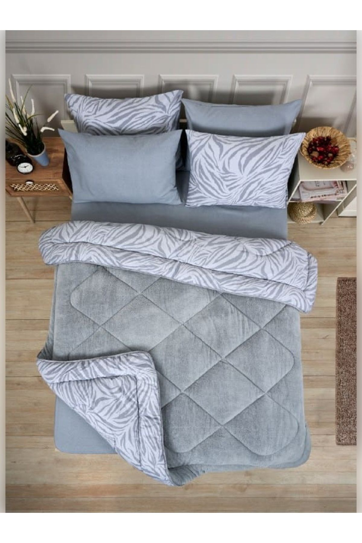 Sudemhome-Double Welsoft Sleeping Set Double Sided Wellsoft Fluffy Fleece Quilt and Battal Fitted Sheet 5