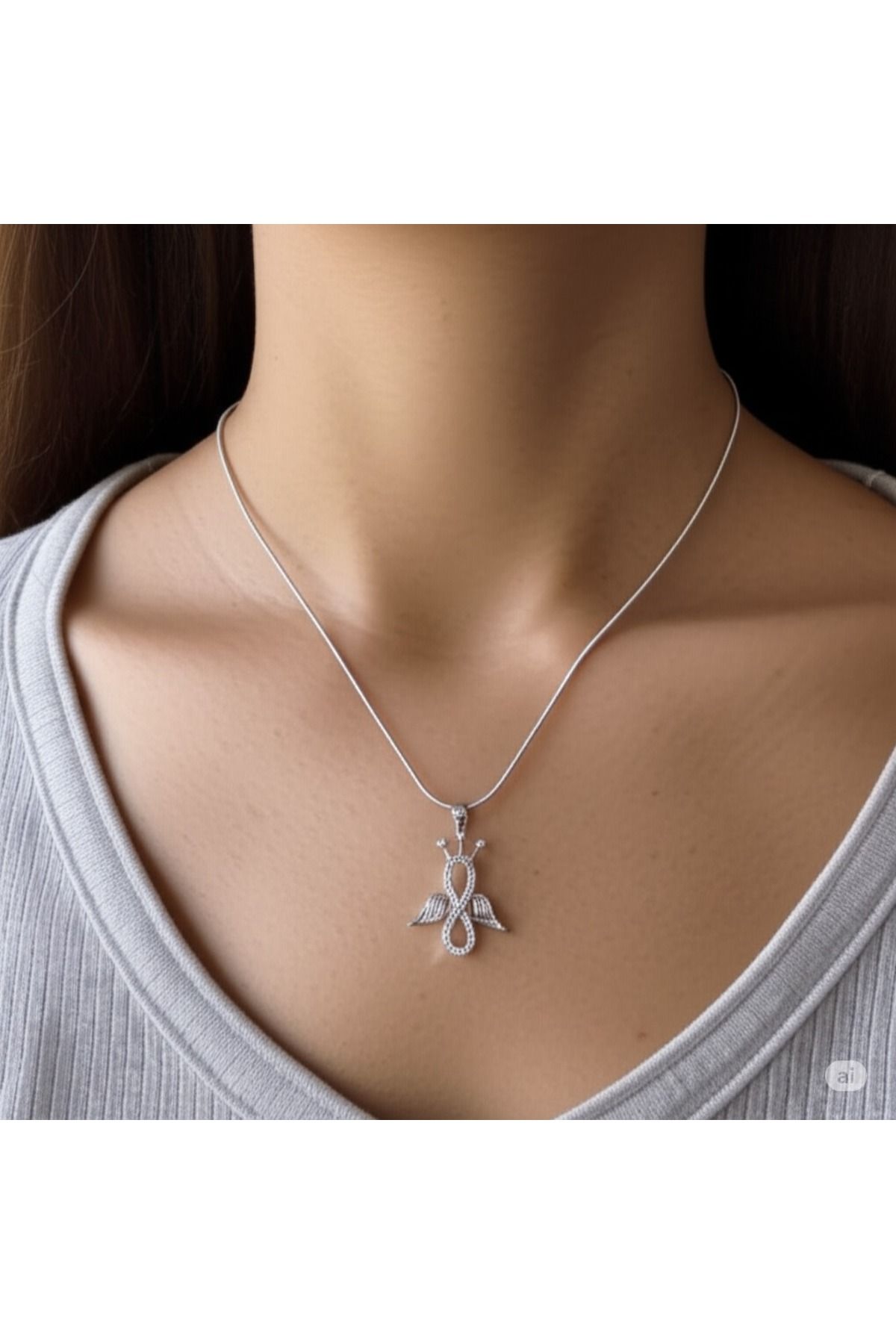FAMEMUS ACCESSORY Zirkon Taşlı Sonsuzluk Melek Kanatlı Çelik Kolye – Kadınlara Özel Şık ve Anlamlı Aksesuar